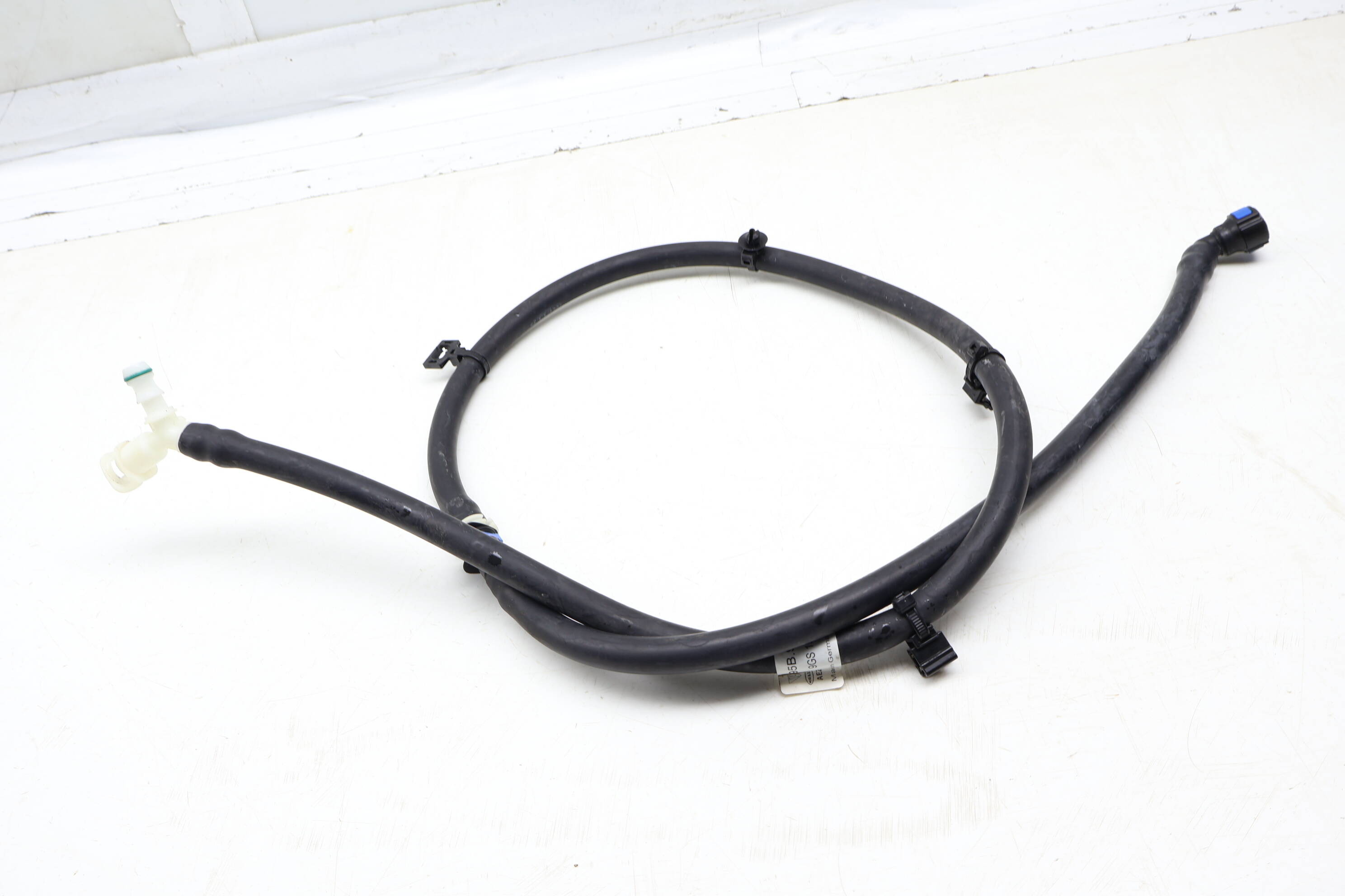 Washer Hose / Line 95B955944A