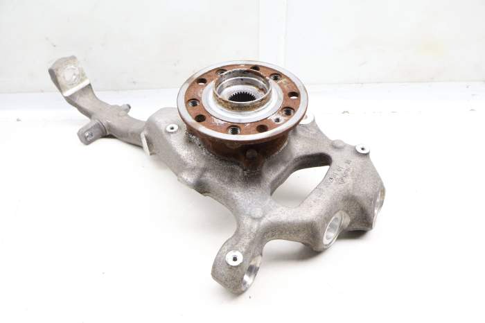 Spindle Knuckle W/ Wheel Bearing 2533320101 main product photo