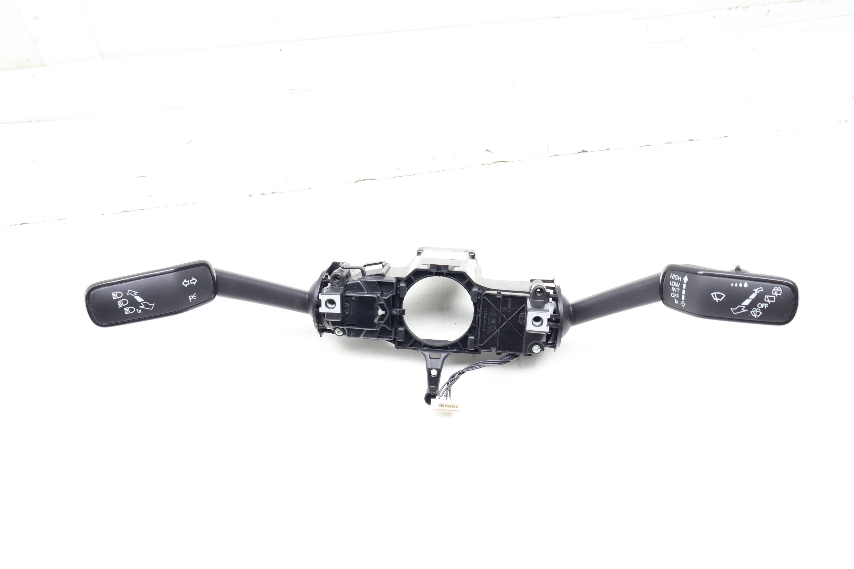 Steering Column Stalk / Switch Assembly 5Q1953521M
