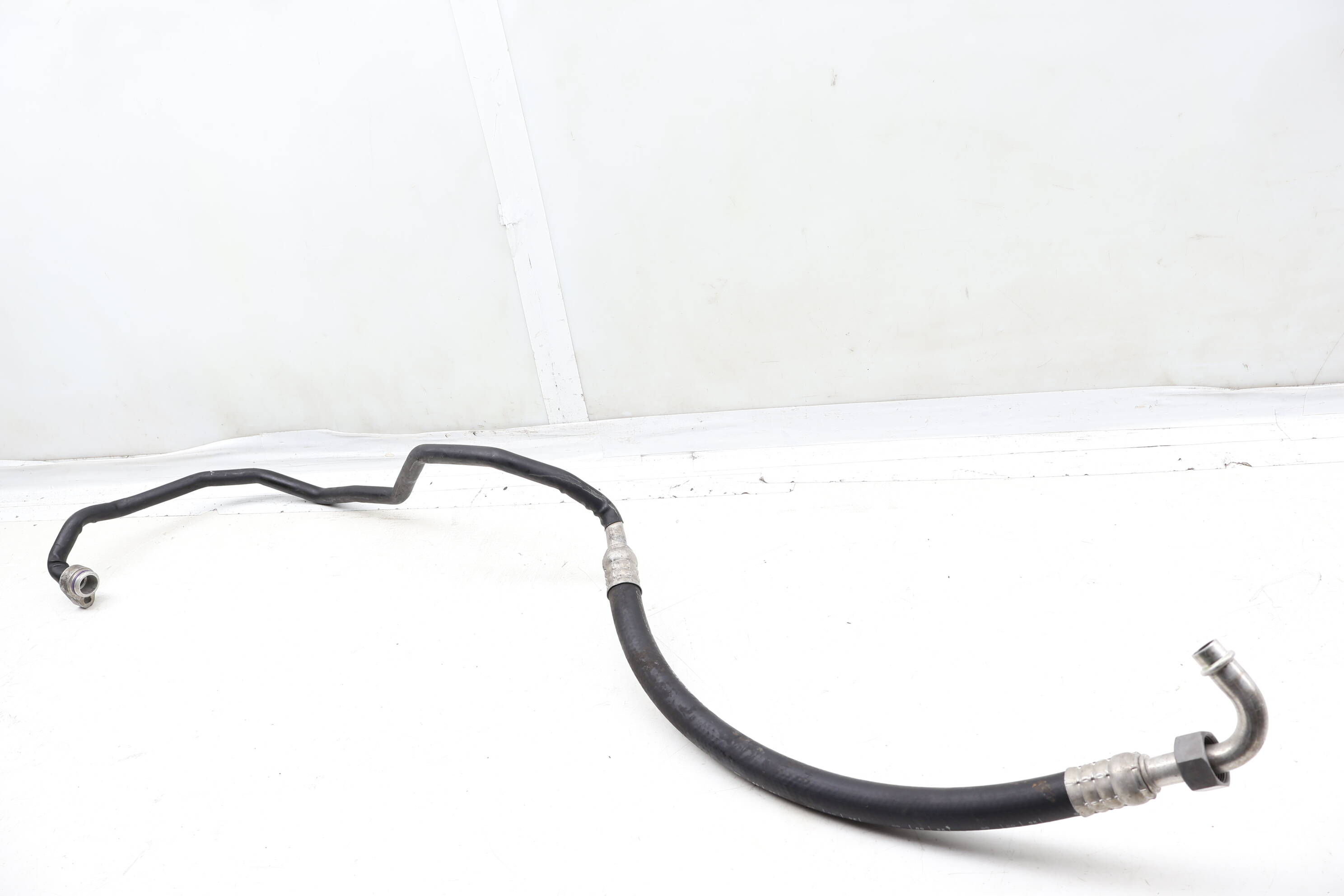Lower Ac Line / Hose / Pipe 8D0260704AD