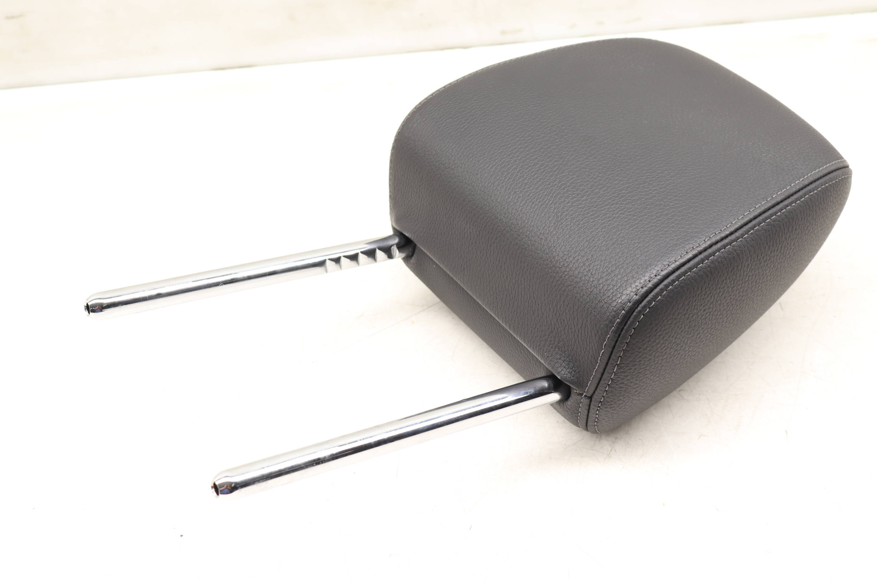 Headrest / Head Rest 52107441276