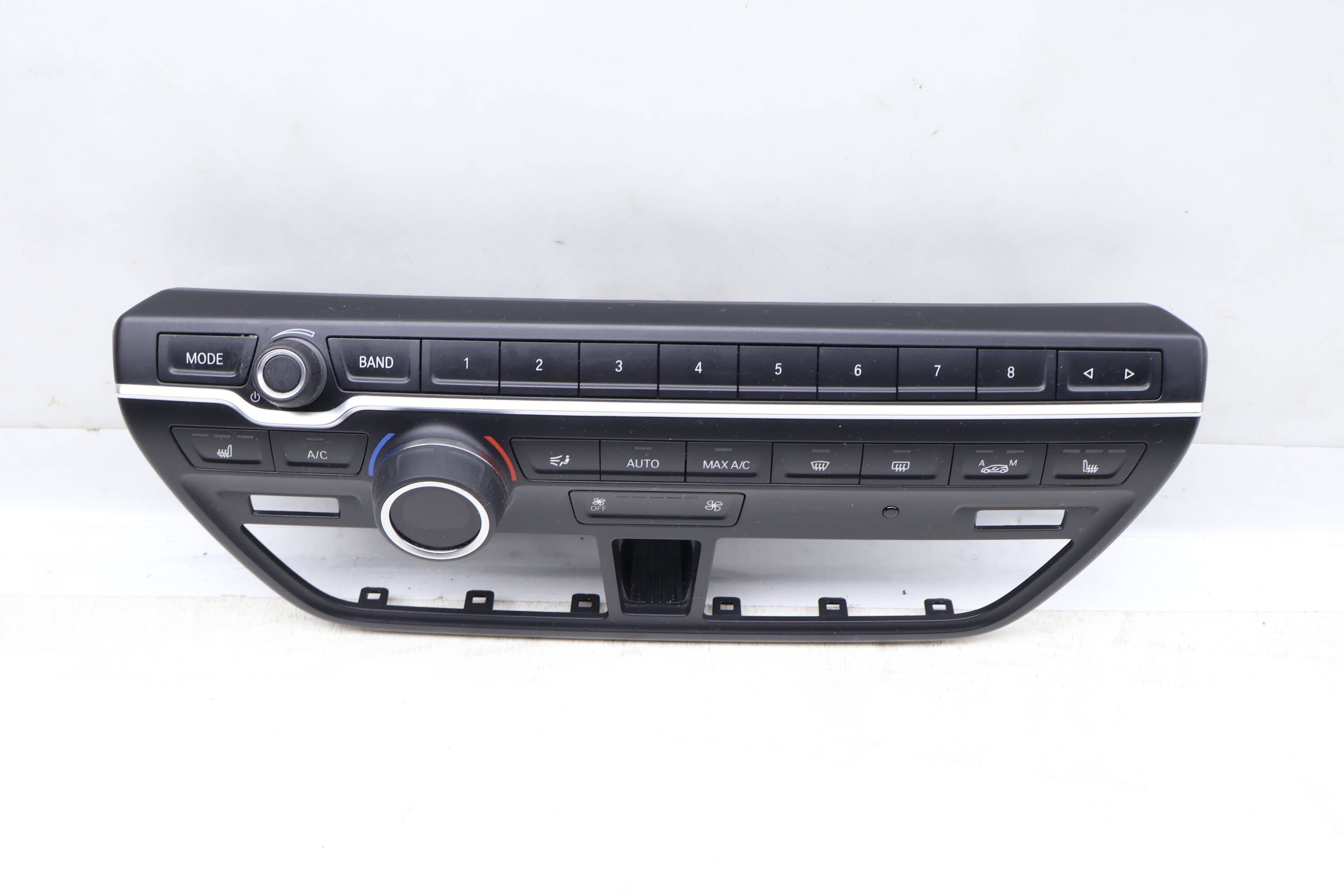 Radio / Climate Control Temp Unit 61319379125