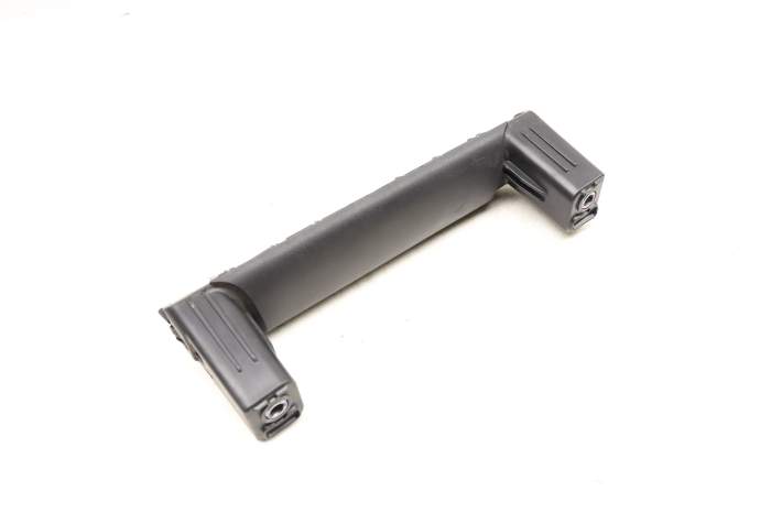 Interior Trunk Lid Handle 5NN862629 main product photo