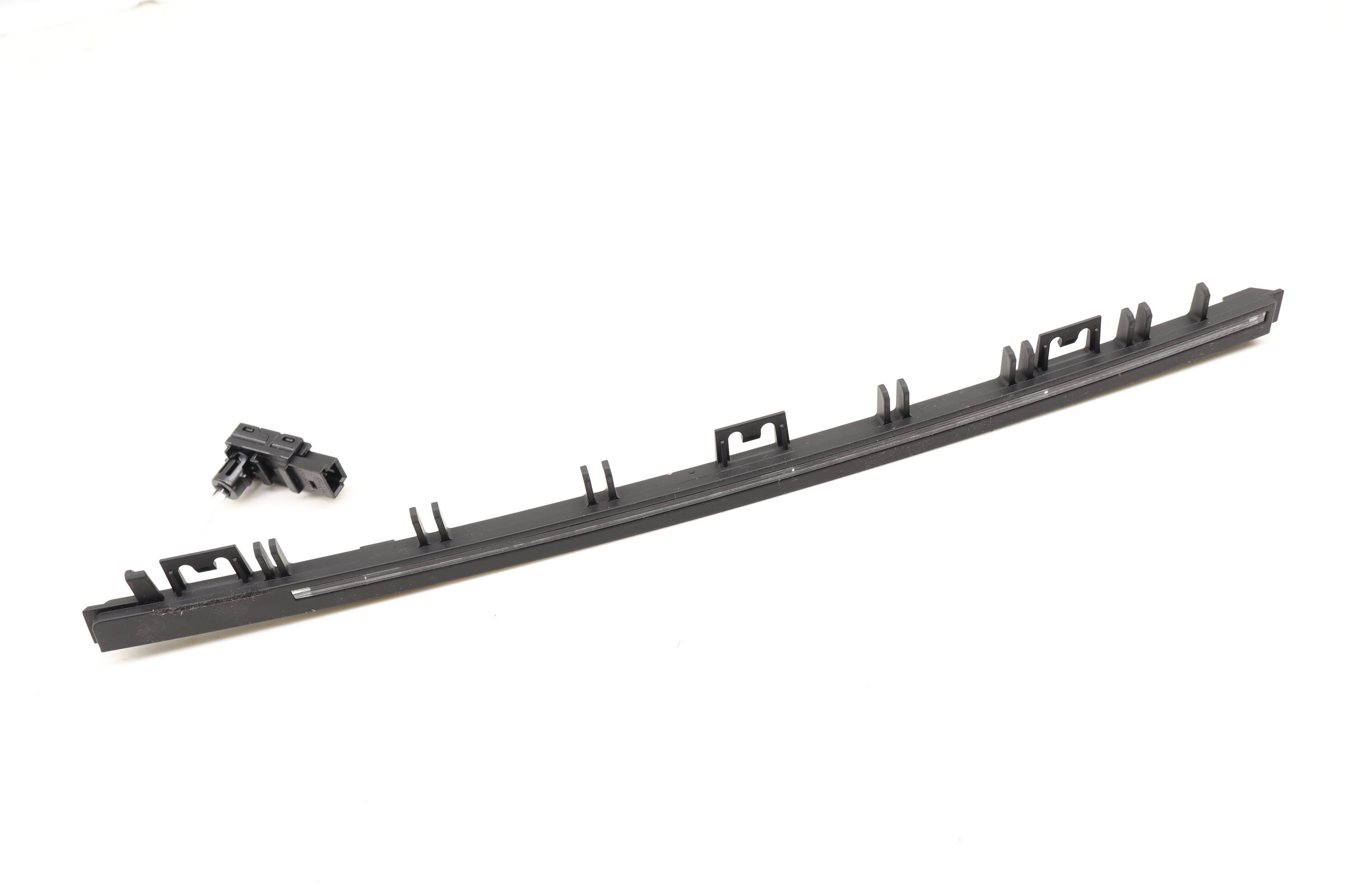 Door Panel Trim W/ Light Bar 7P5947102C 95863221400