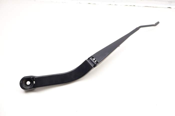 Windshield Wiper Arm LR082684 main product photo