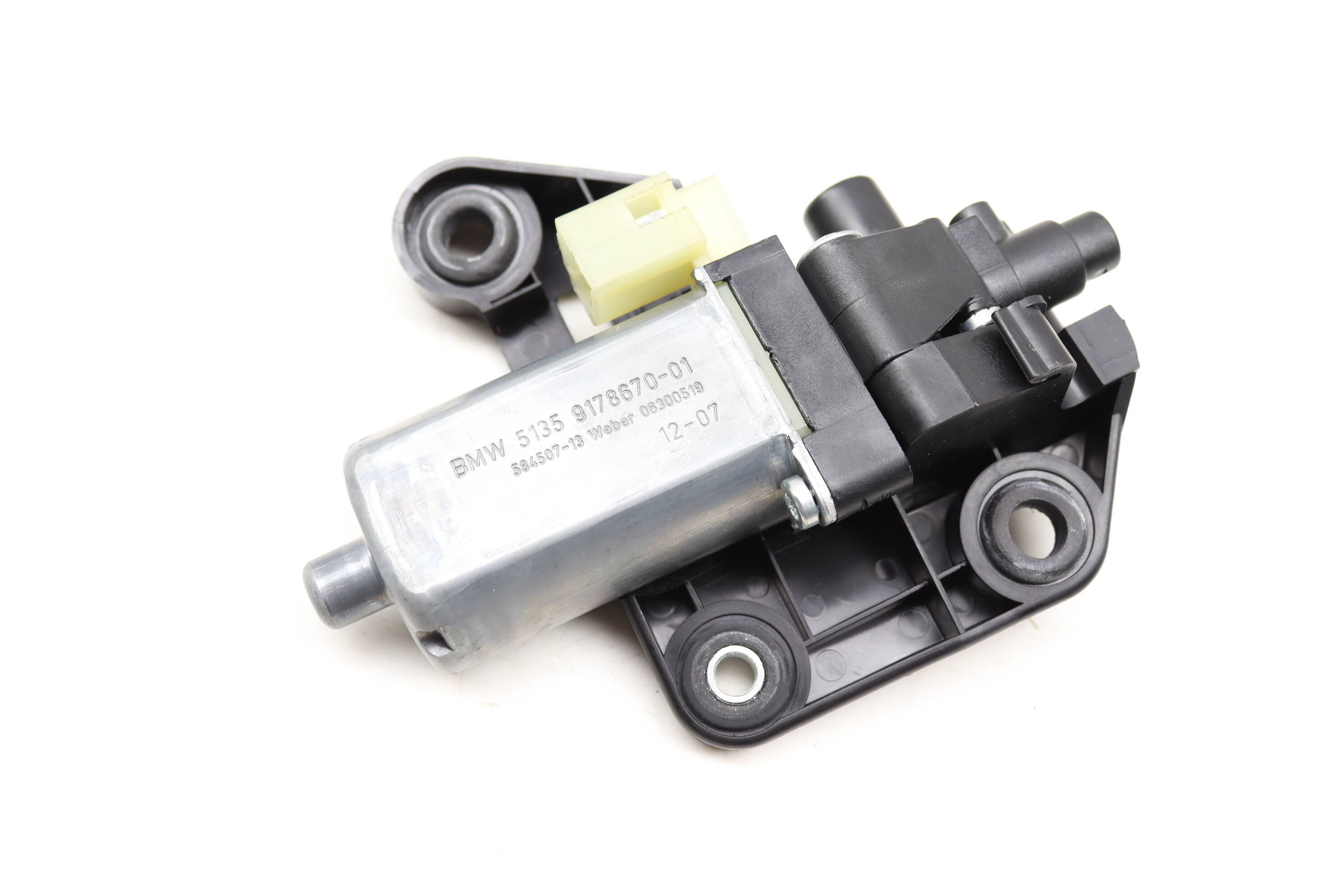 Window Sunshade / Sun Shade Motor 67659178670