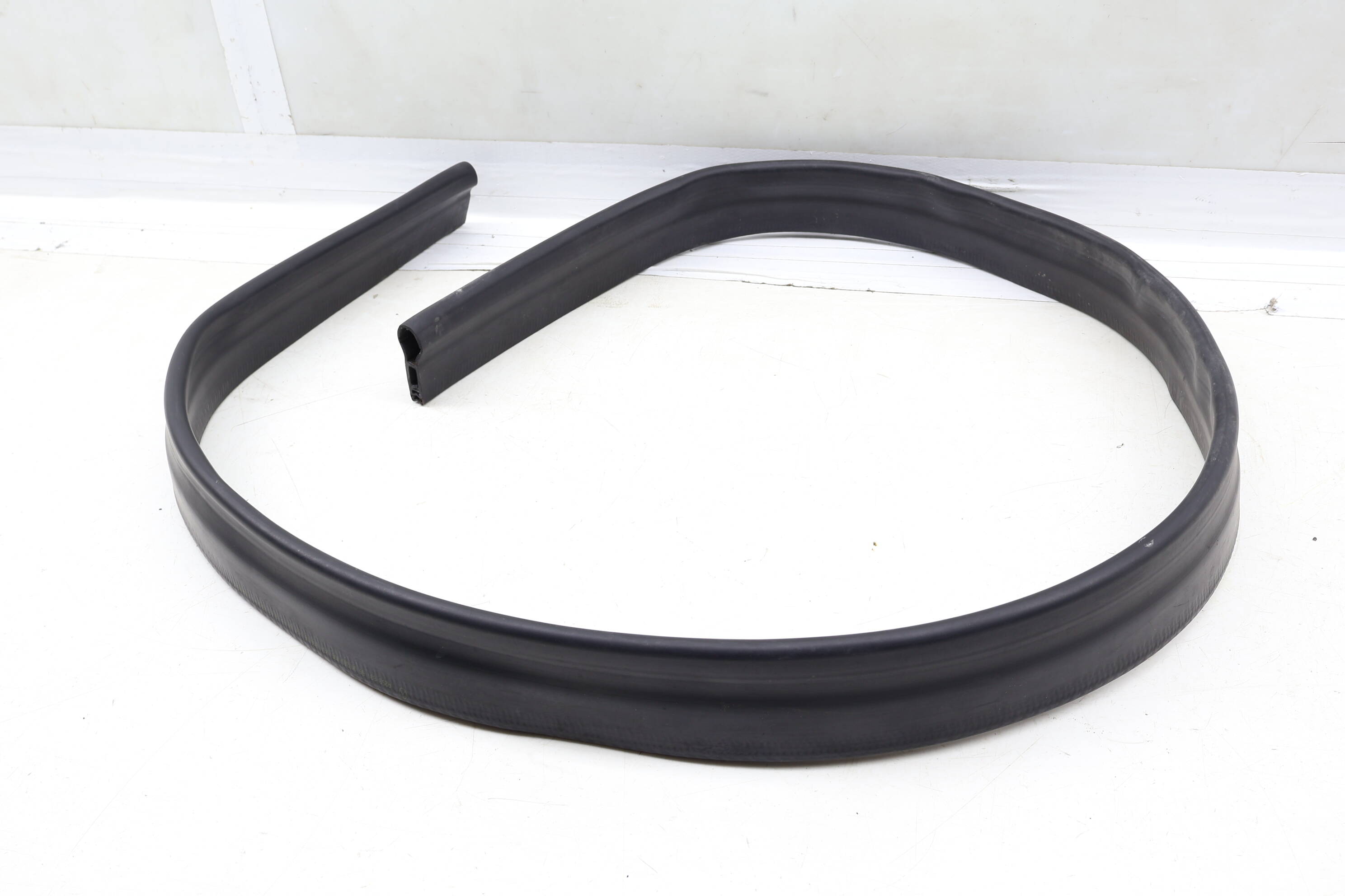 Inner Door Seal / Weather Stripping 2536970151