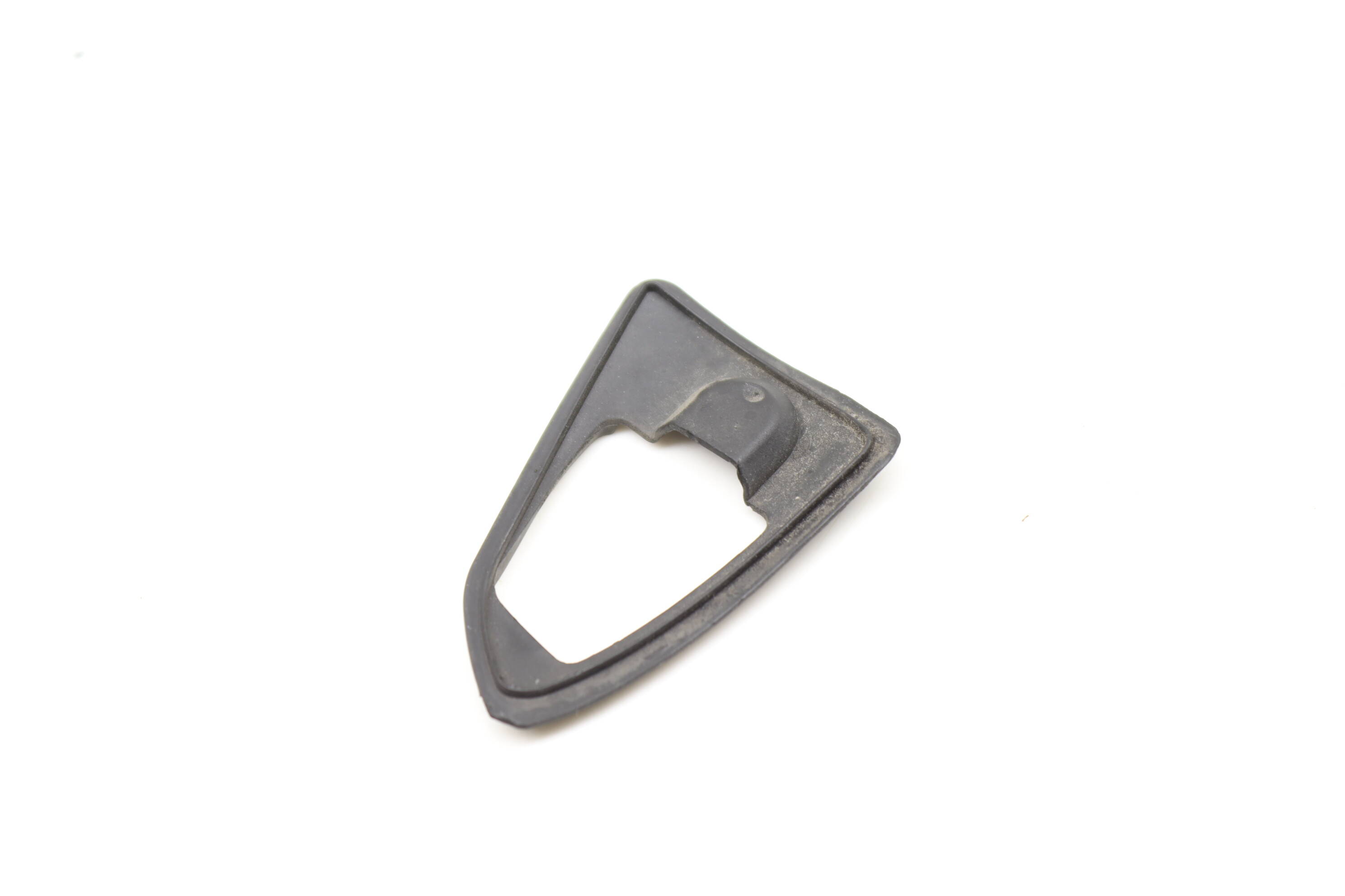 Exterior&#x20;Door&#x20;Handle&#x20;Seal&#x20;2047660505