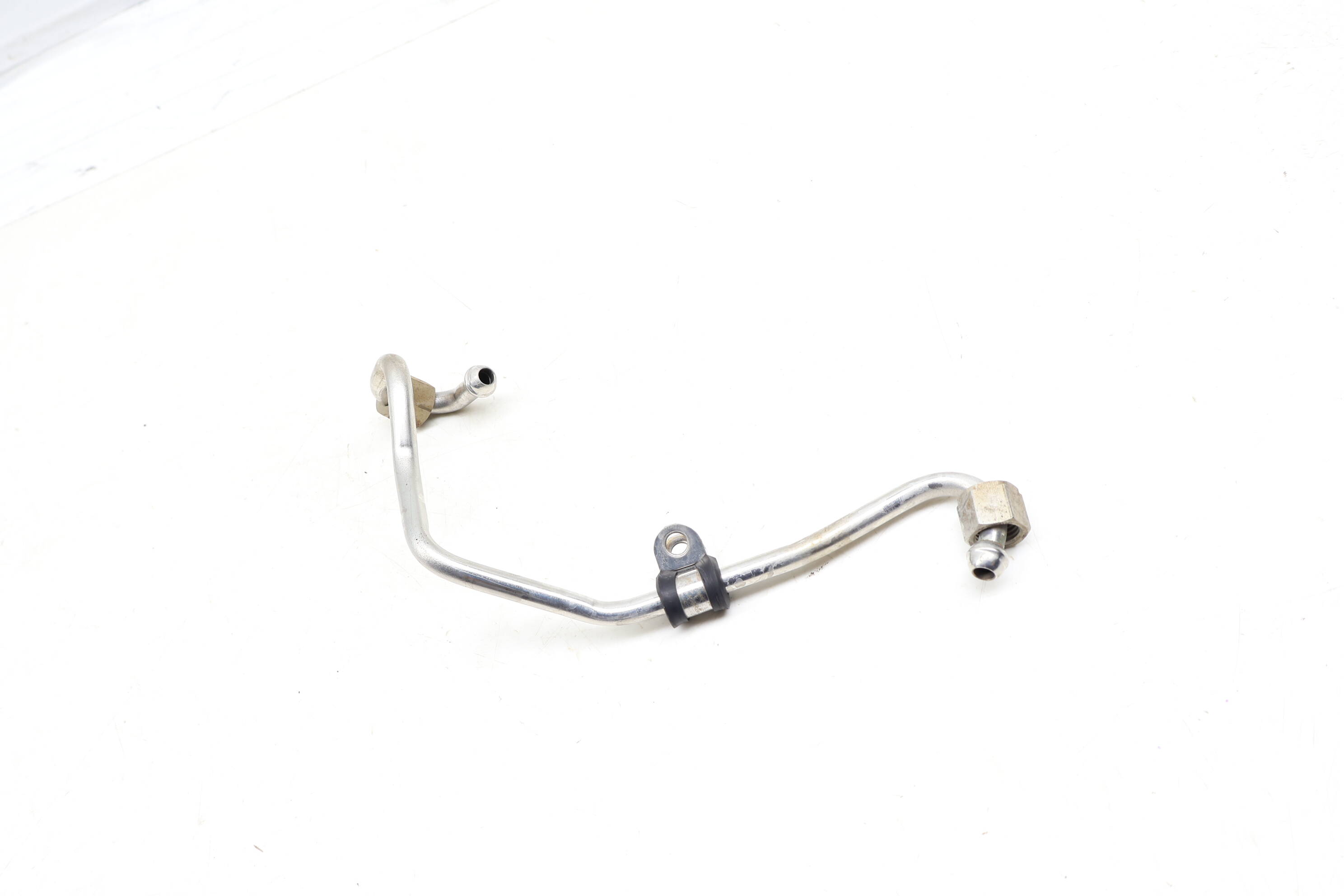 Fuel Rail Line / Pipe 06J127501M