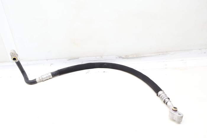 Lower High Pressure Ac Hose / Line / Pipe 4F0260701L main product photo