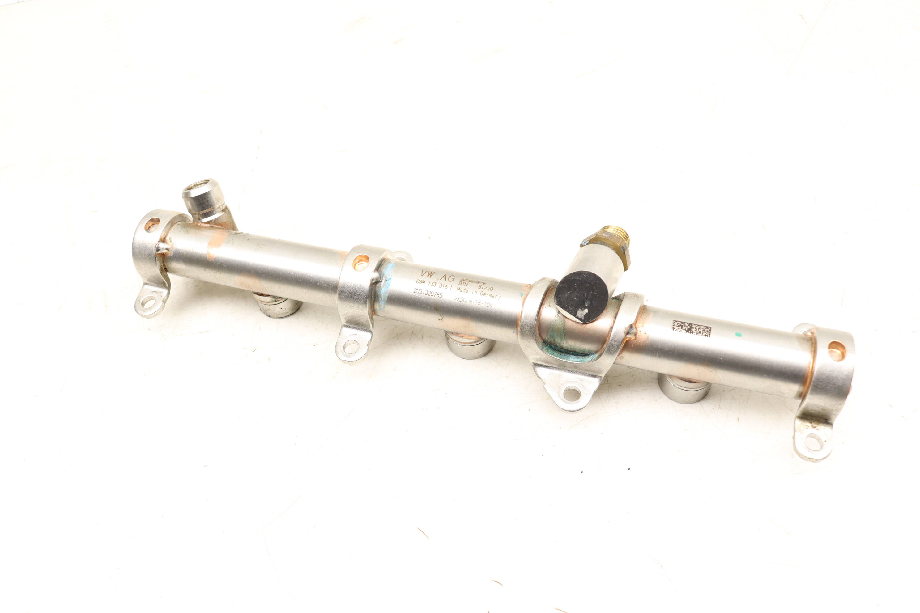 Fuel Rail 06M133316L 9A713331610