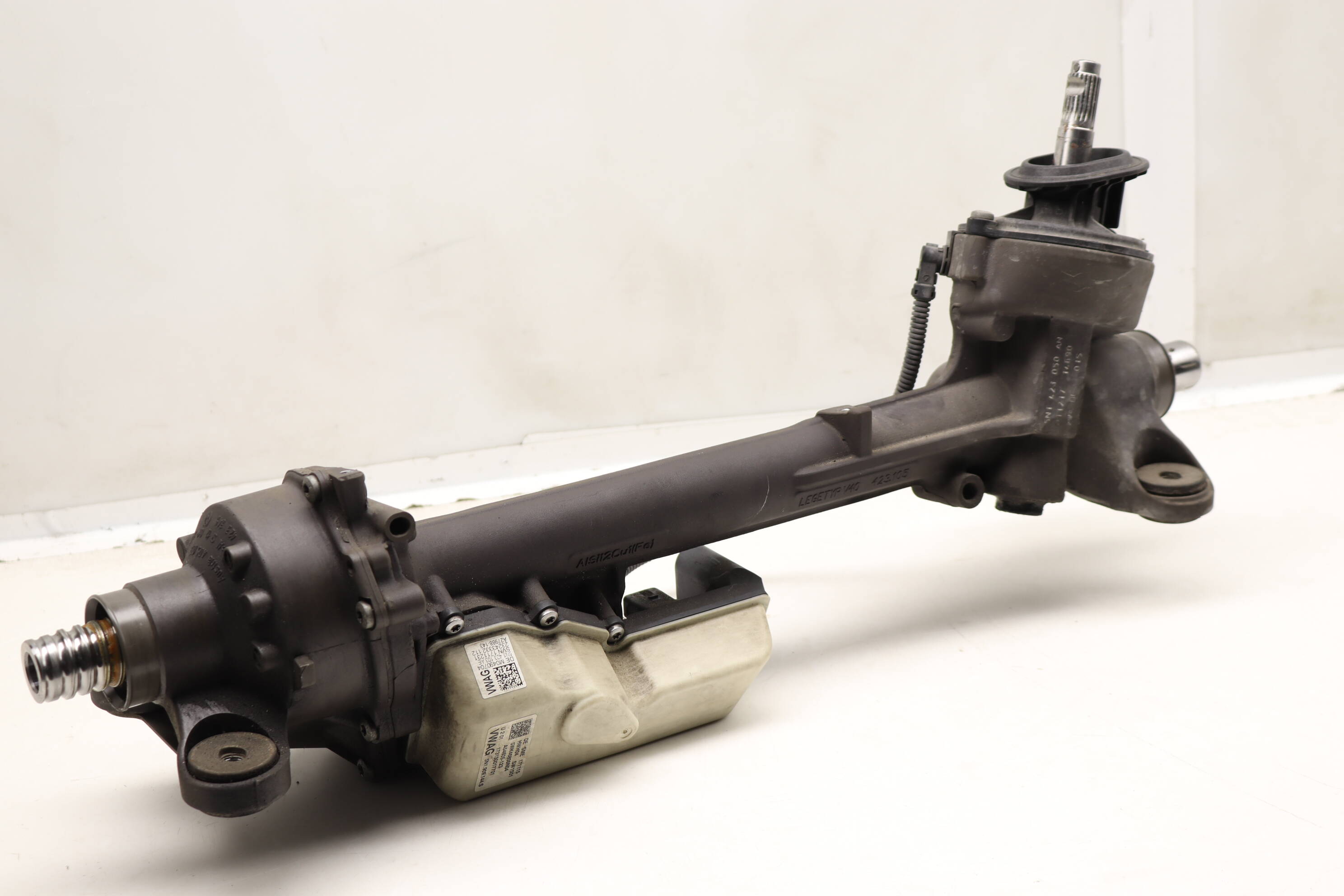 電動パワーステアリングラック 5N1423058C 5N1423062T VW Tiguan