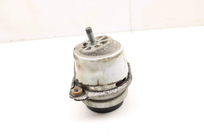 Engine / Motor Mount 94837504903 main product photo