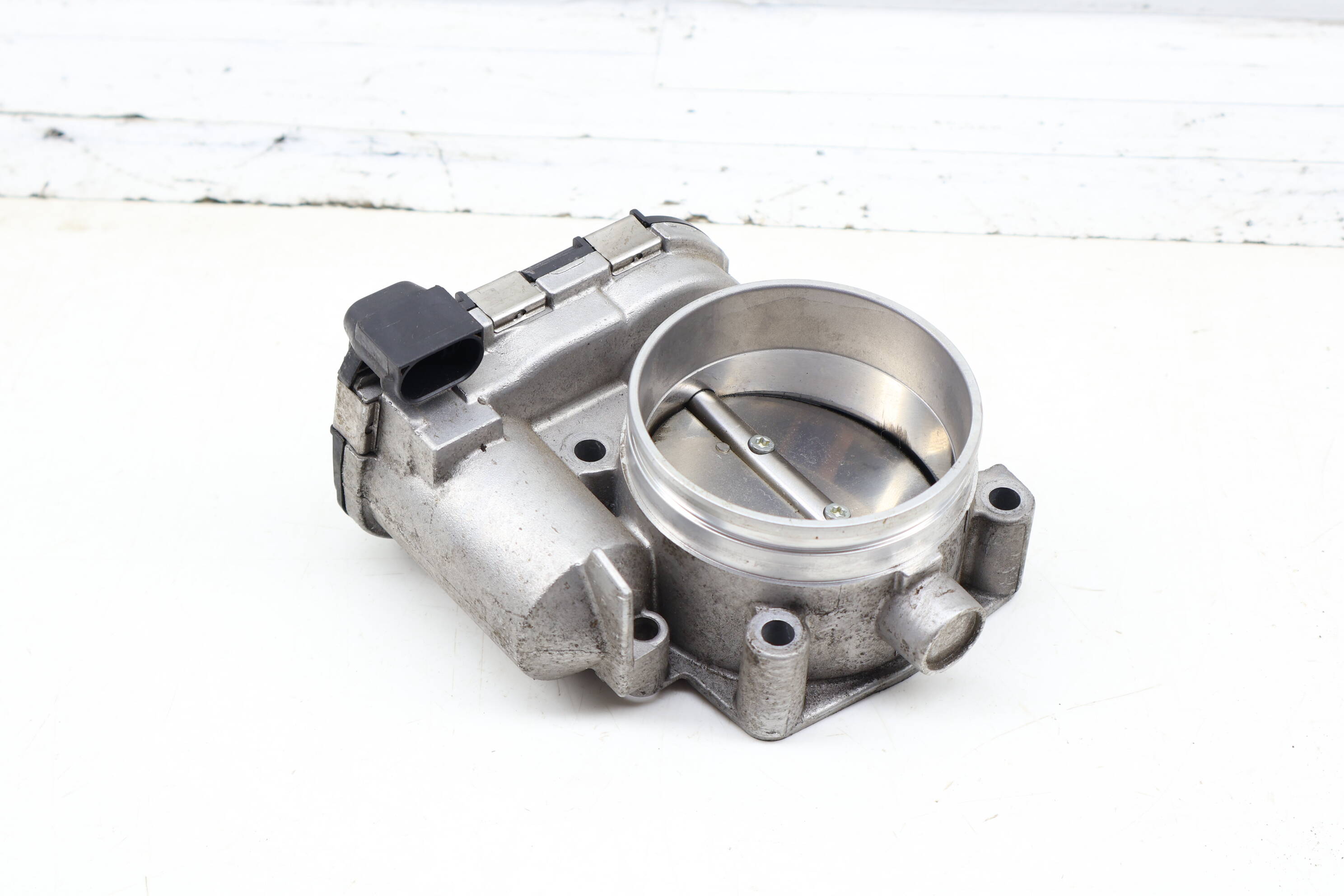 Throttle Body 99760511501