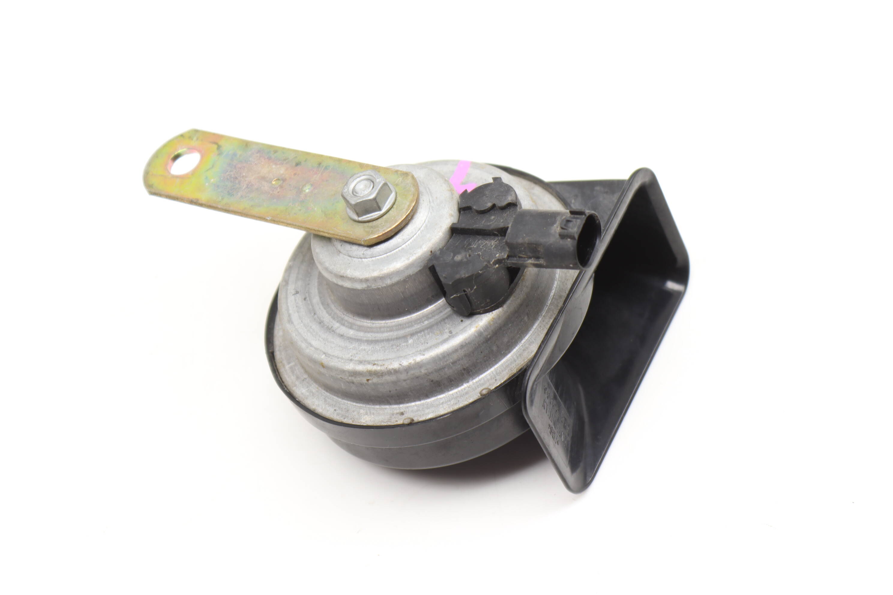 BMW Horn (High Tone / Pitch) (Z4) 61336912069 BMW Horn (High Tone / Pitch) (Z4) 61336912069