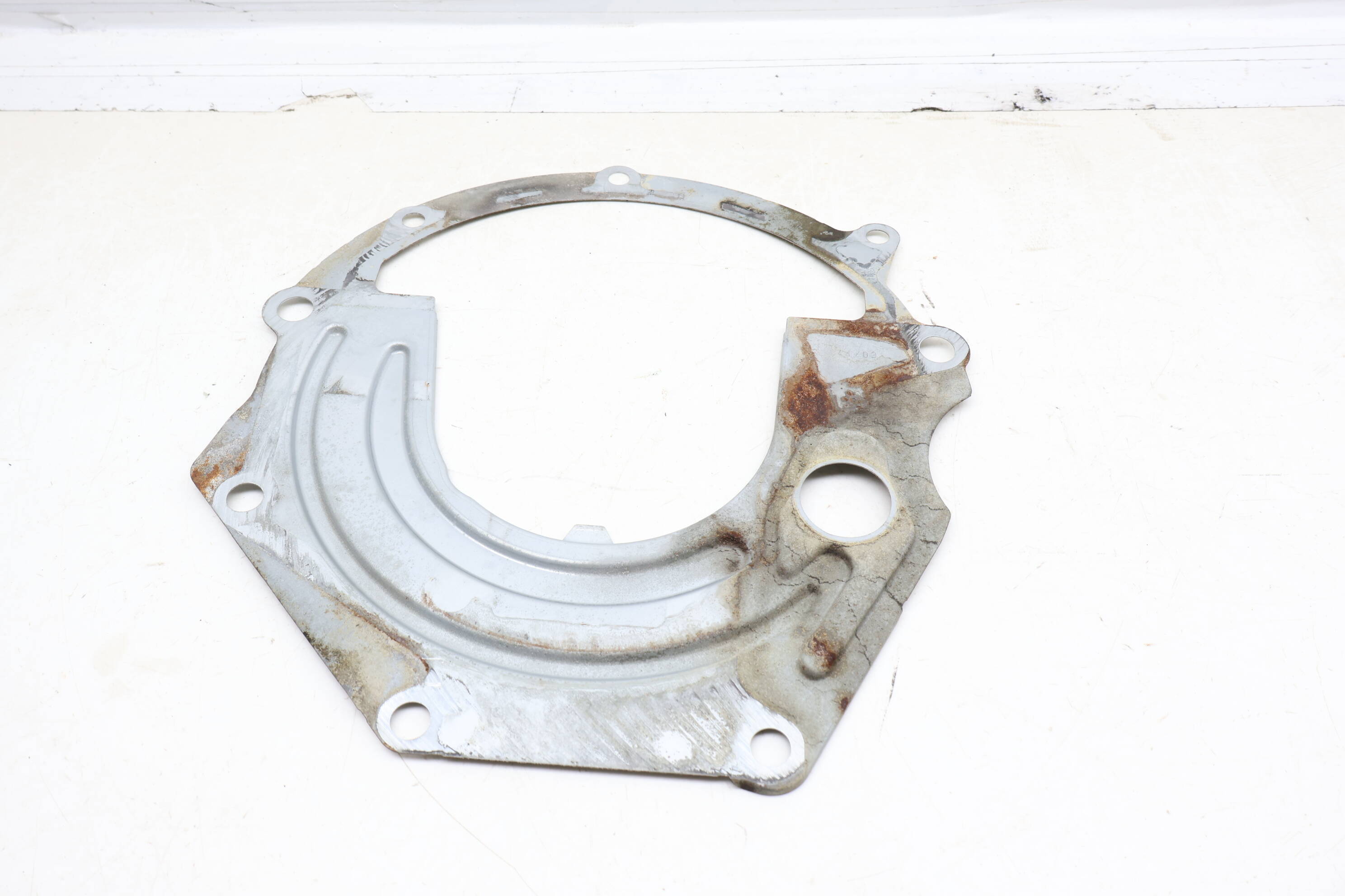 Engine / Transmission Intermediate Plate 06F103645