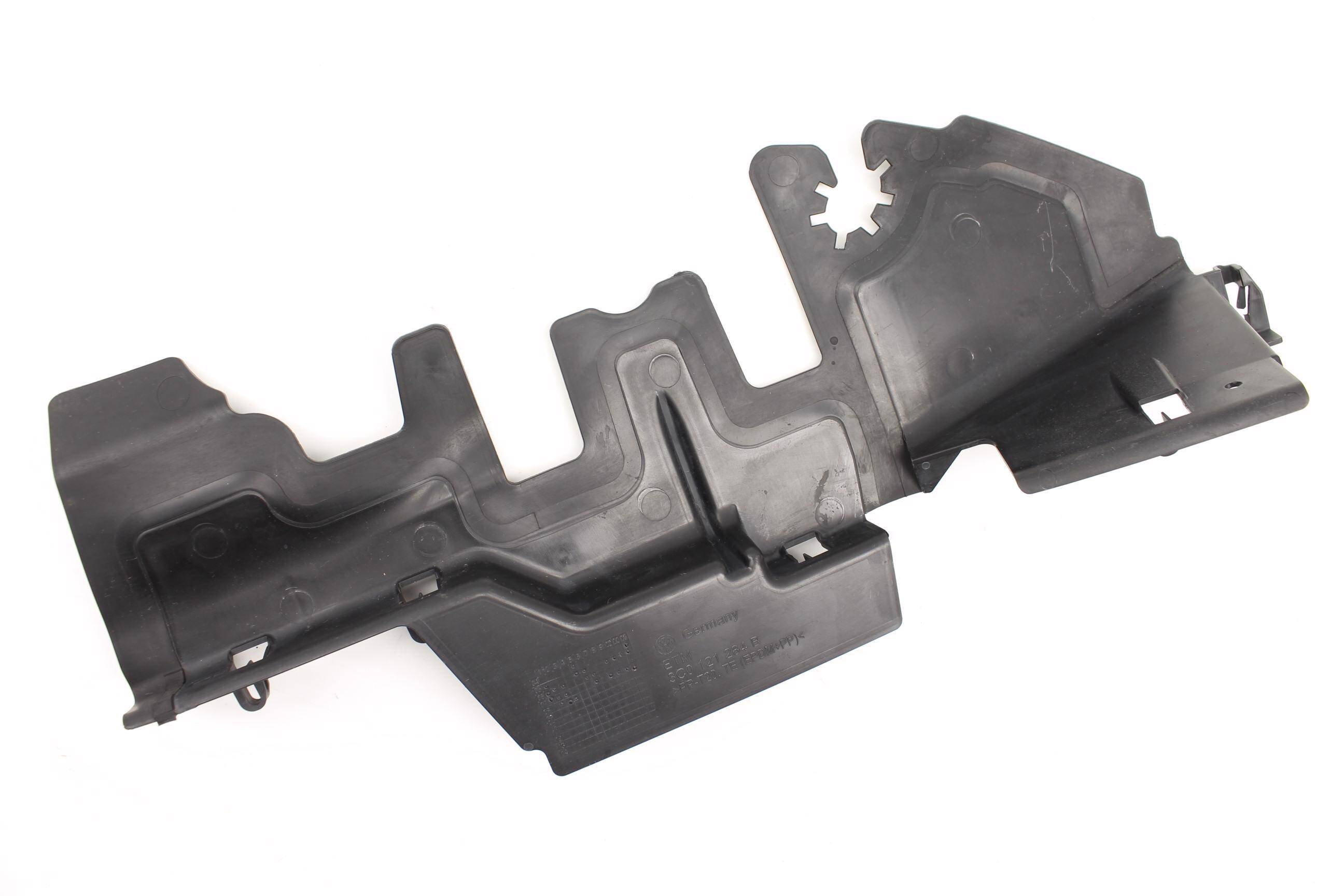 Radiator Air Guide / Duct 3C0121284B