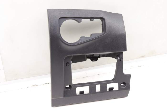 Dash Trim Panel / Bezel 5NN858365A main product photo
