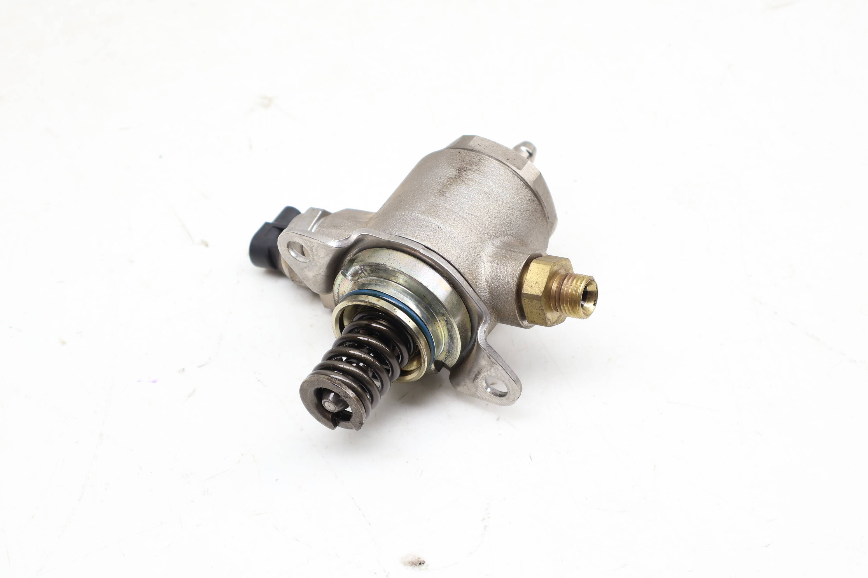 High Pressure Fuel Pump / Hpfp 06J127025J