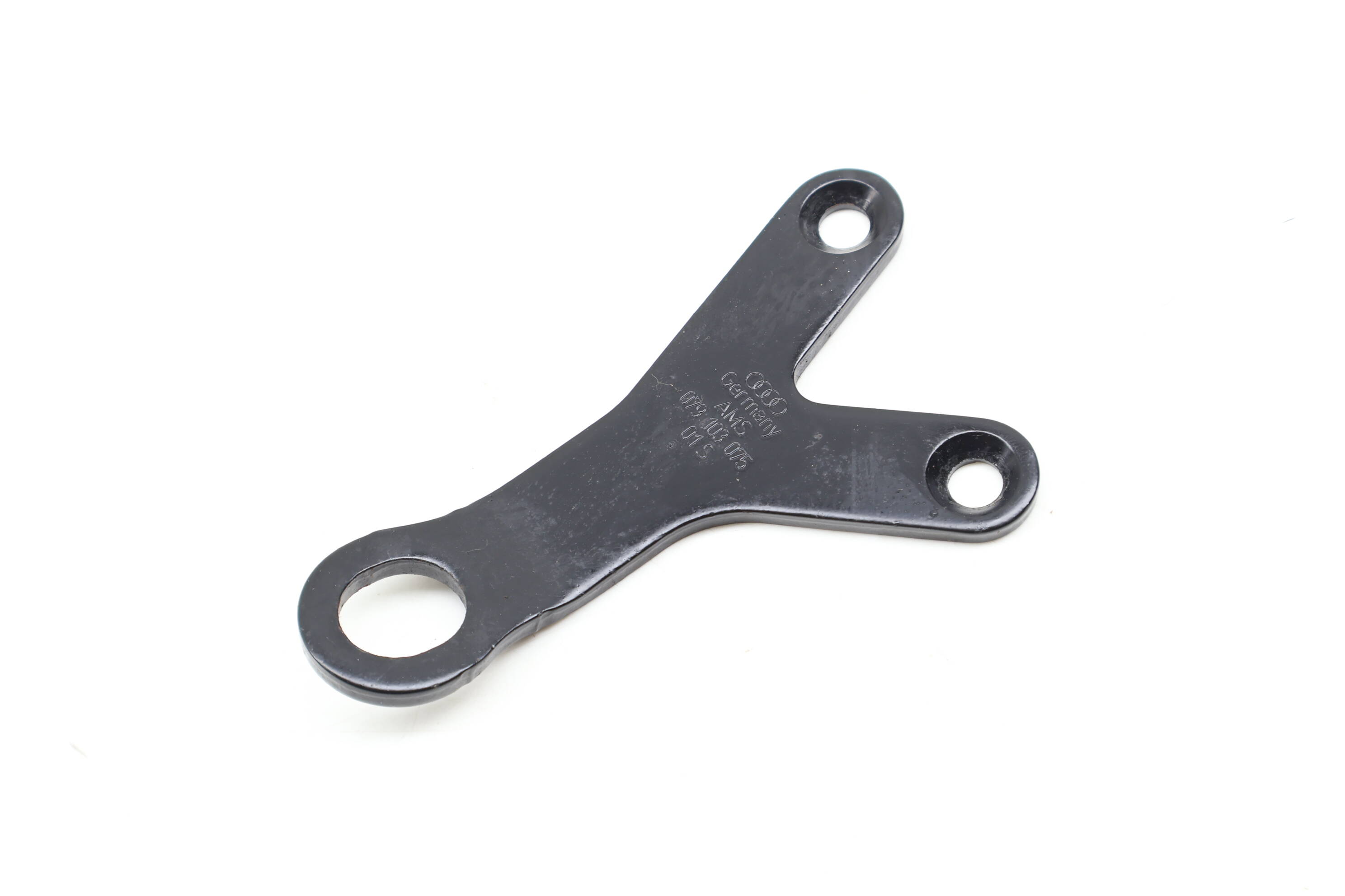 Engine Lifting Mount / Bracket 079103075