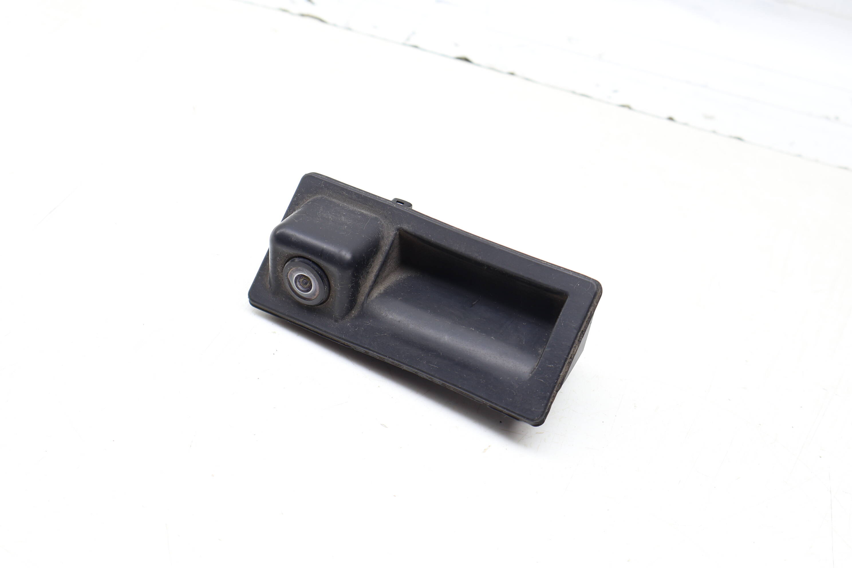 Trunk Hatch Release Handle / Switch W/ Camera 4M0827566B
