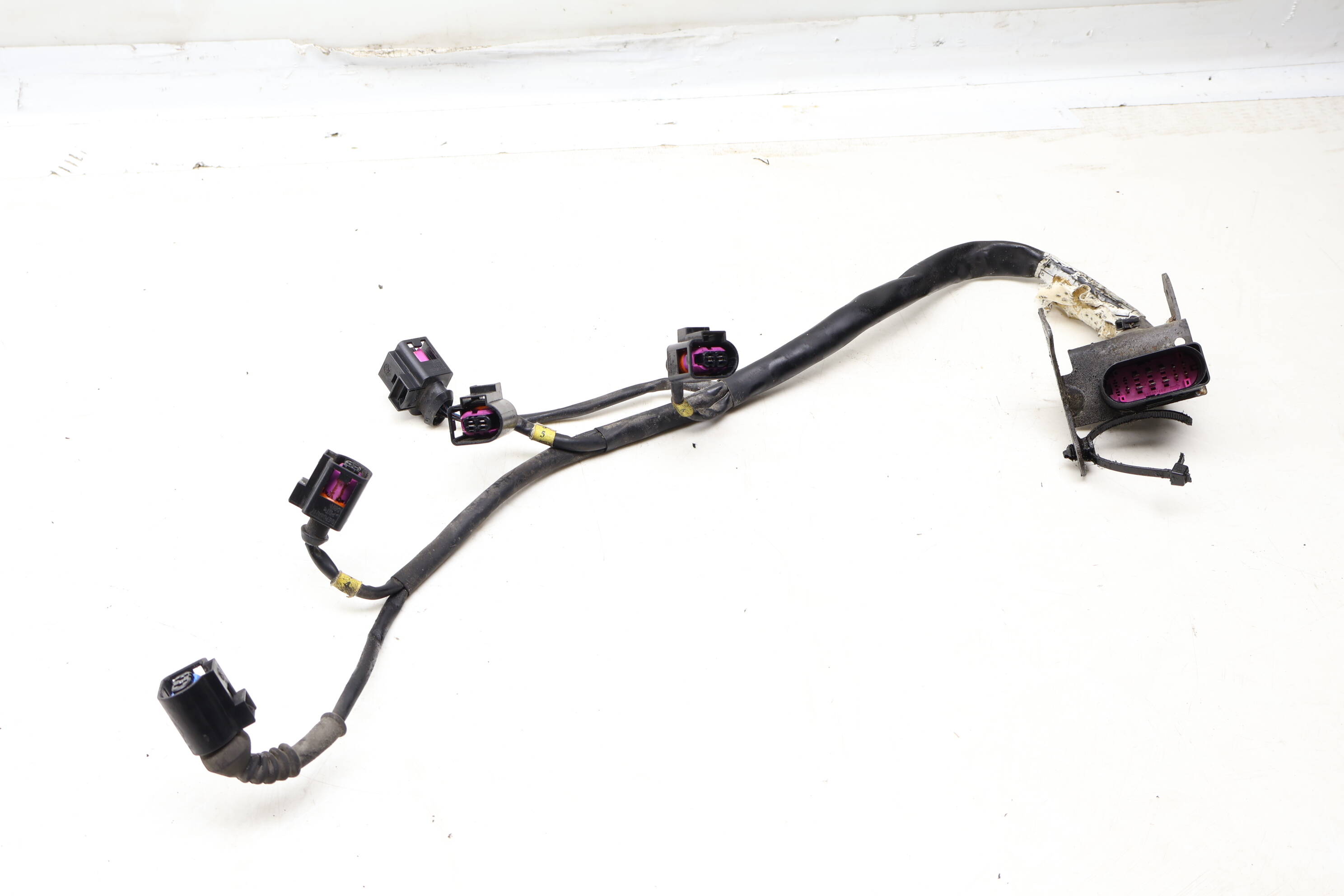 Fuel Injector Wiring Harness 06E971627F