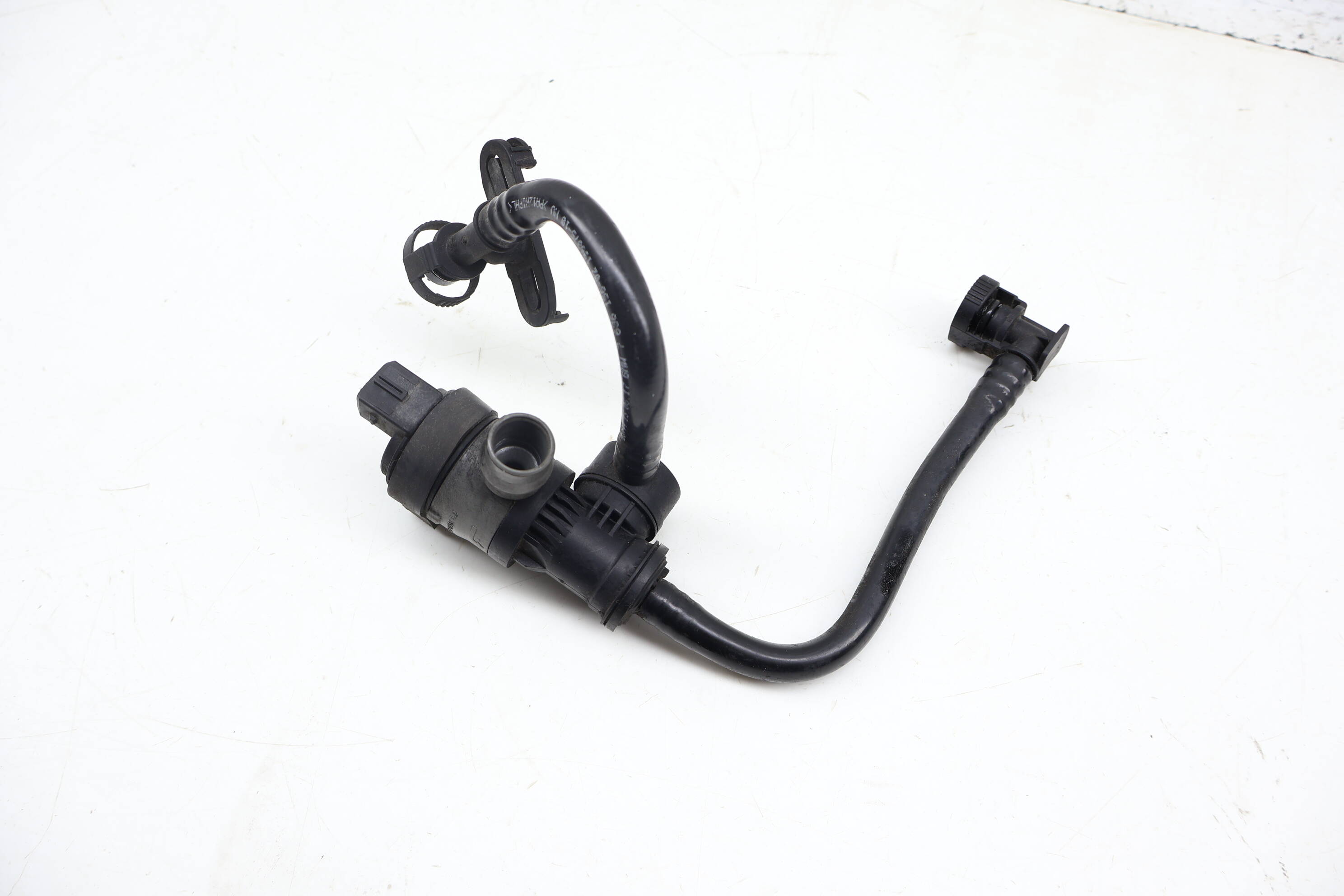 Fuel Tank Valve / Breather Line 13907636156