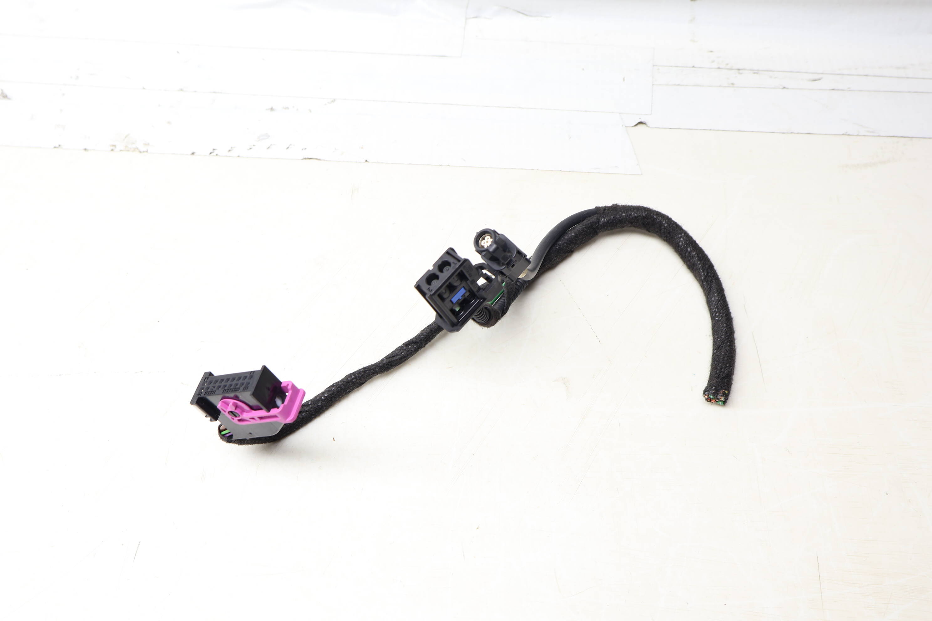 Instrument Cluster Wiring Connector / Pigtail