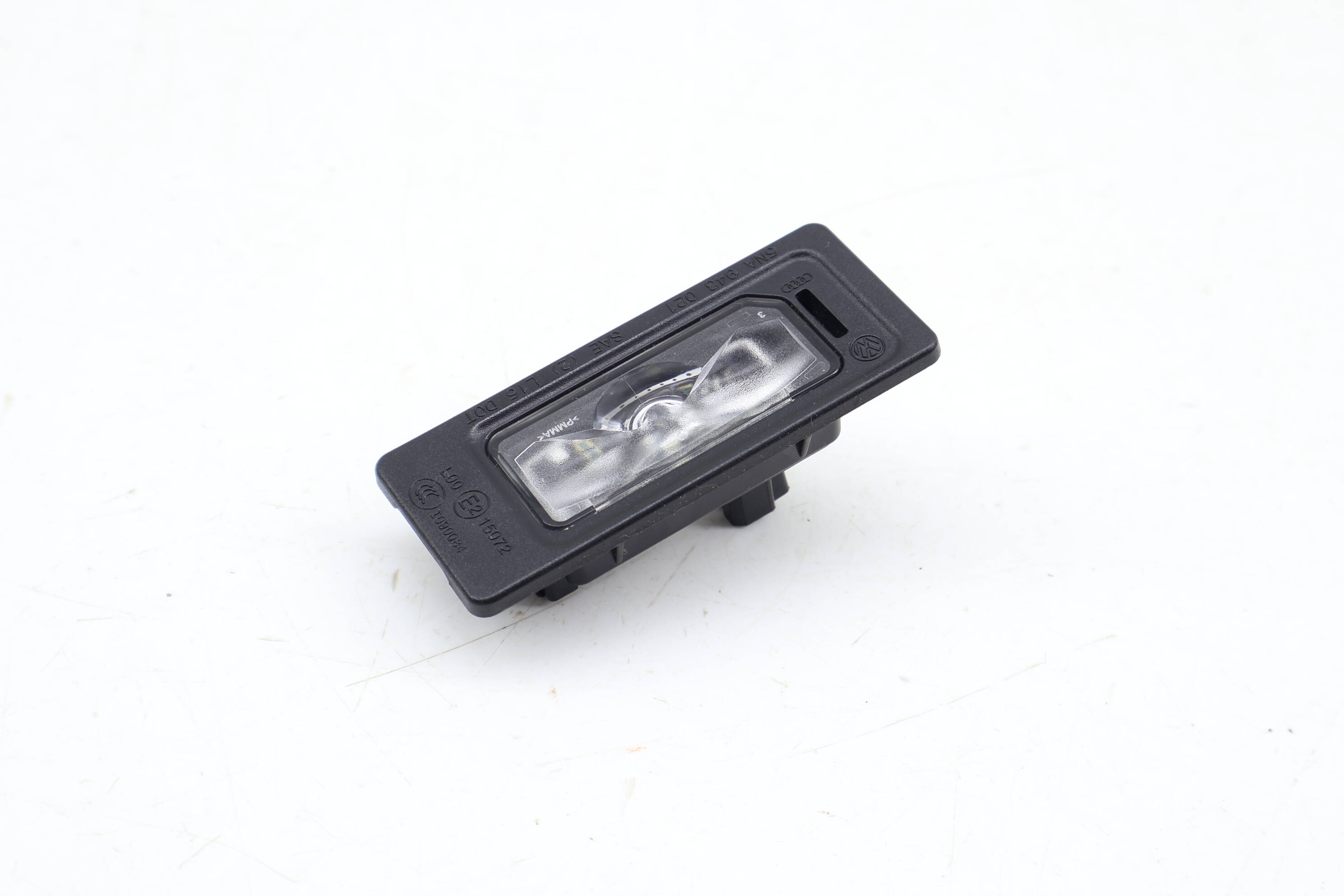 License Plate Light 5NA943021 95863162011