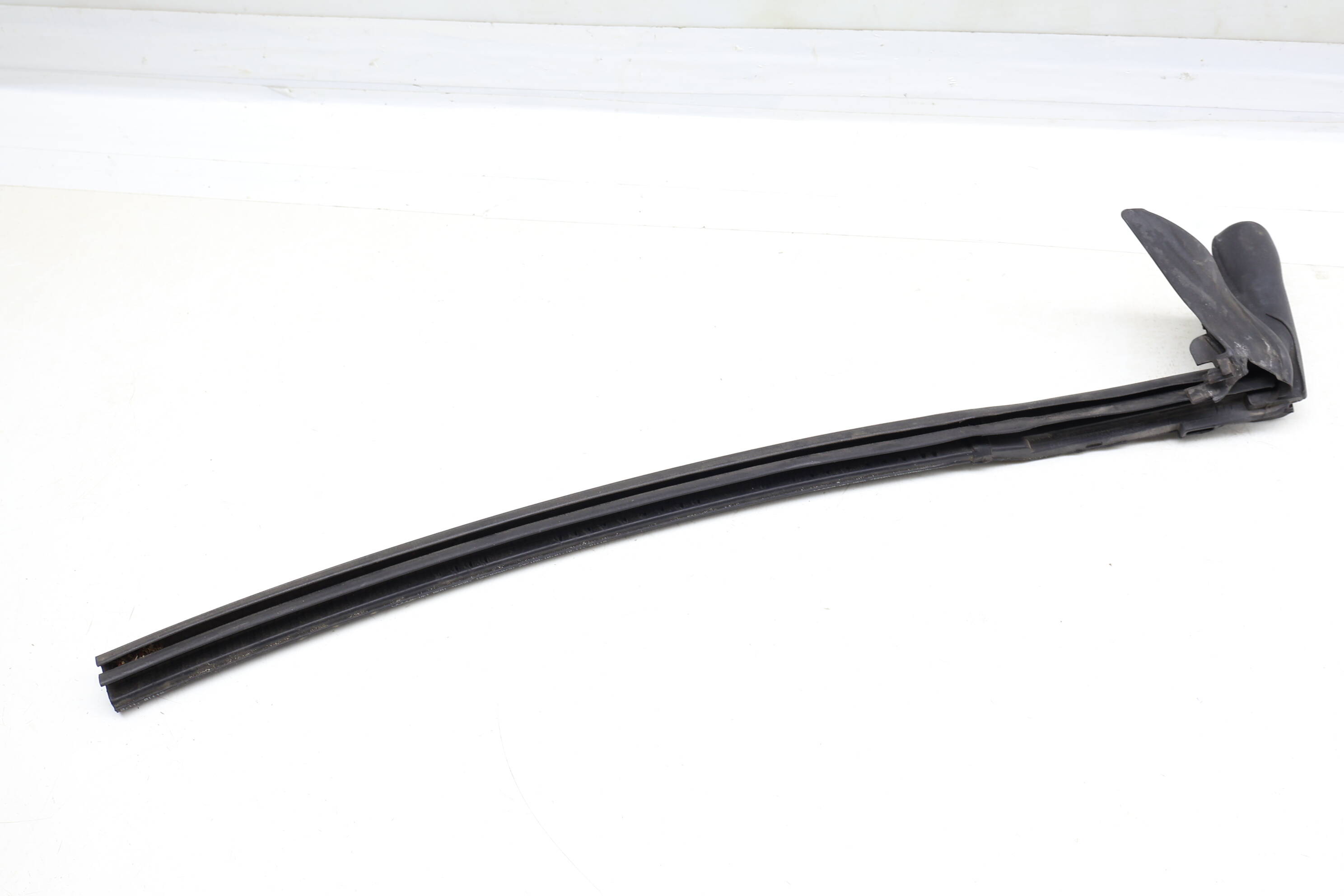 Inner Door / Window Slot Seal 8F0839479E