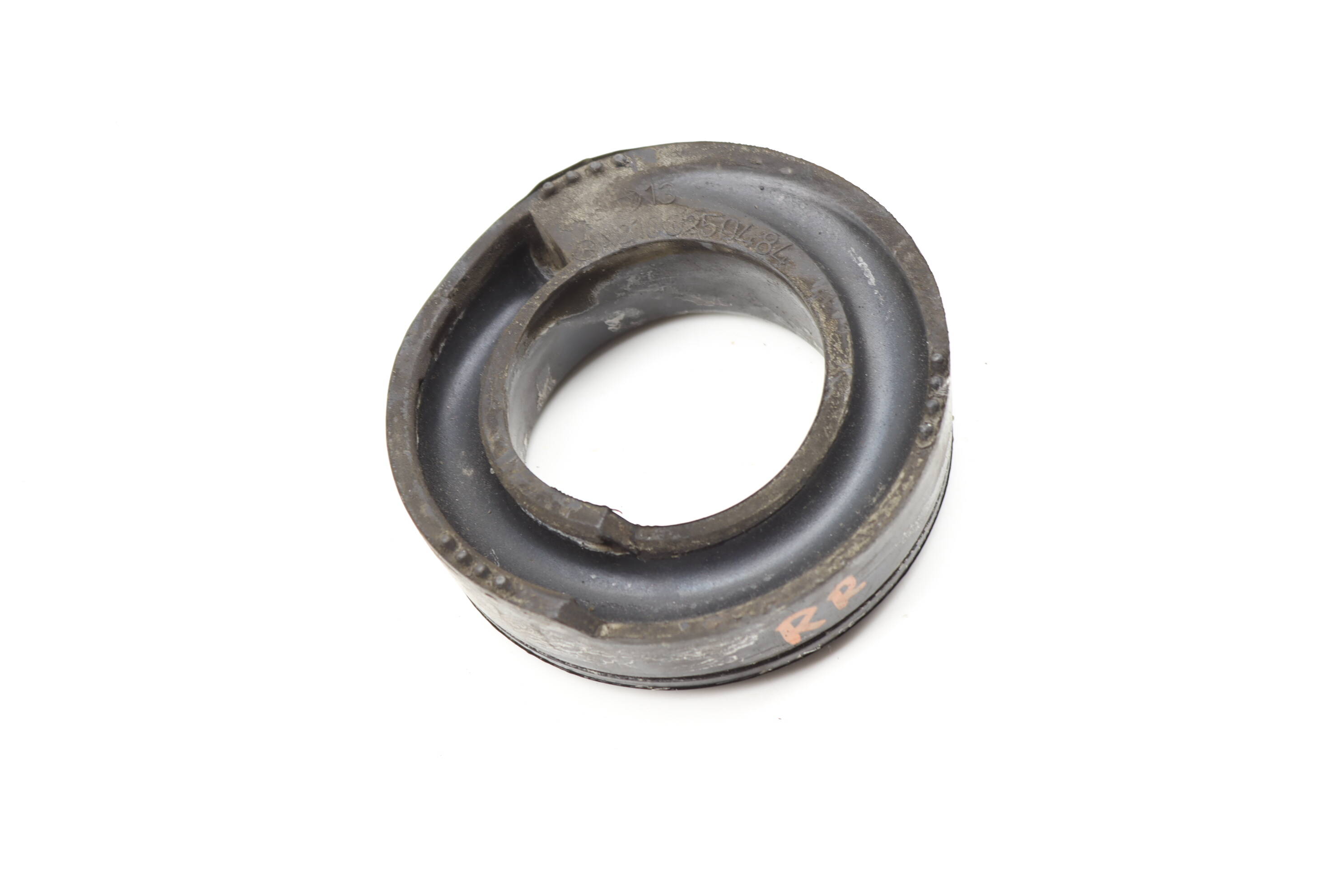 Coil Spring Mount / Shim / Bushing (Upper) 2103250484