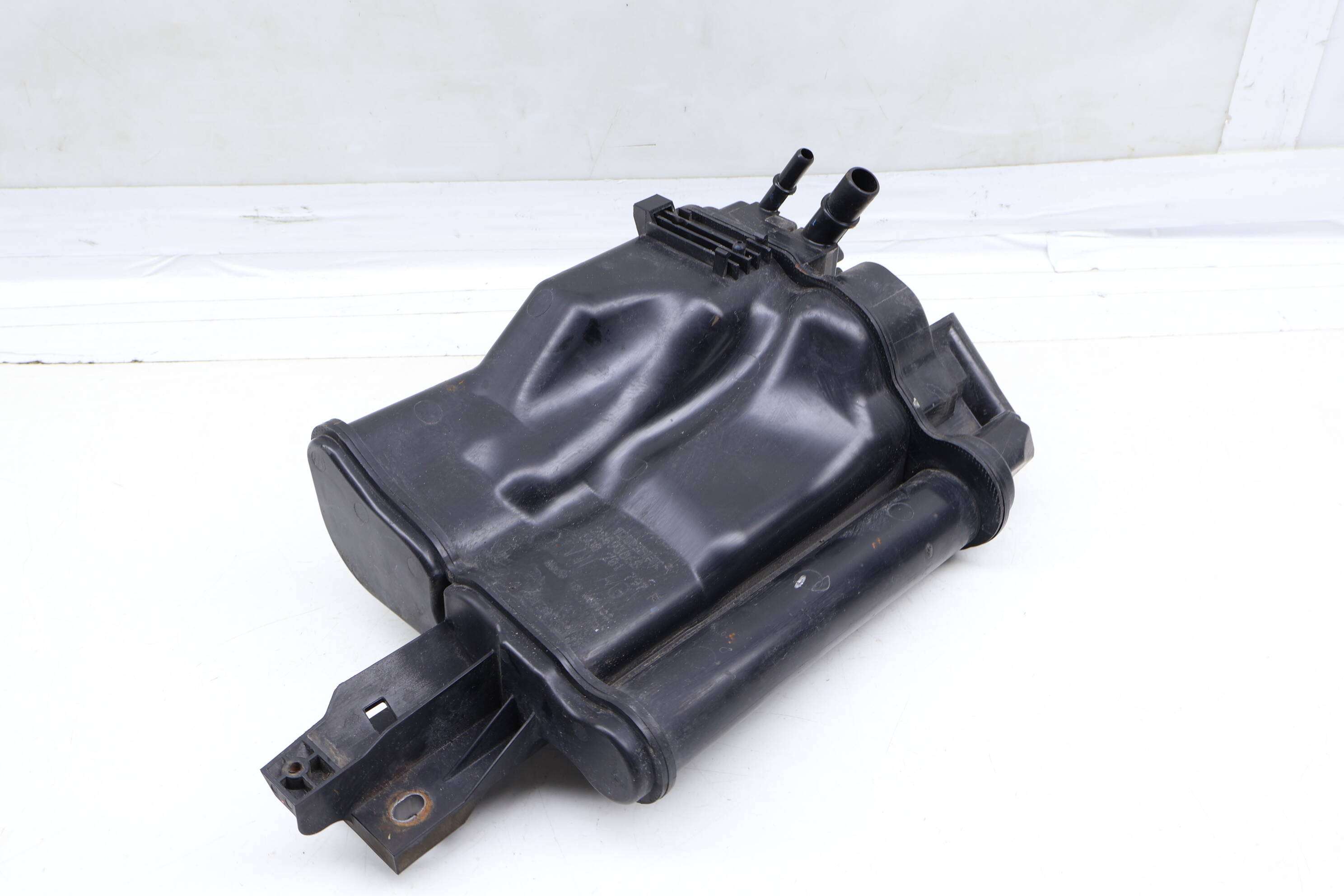 Fuel Evap Charcoal Canister 5Q0201797F