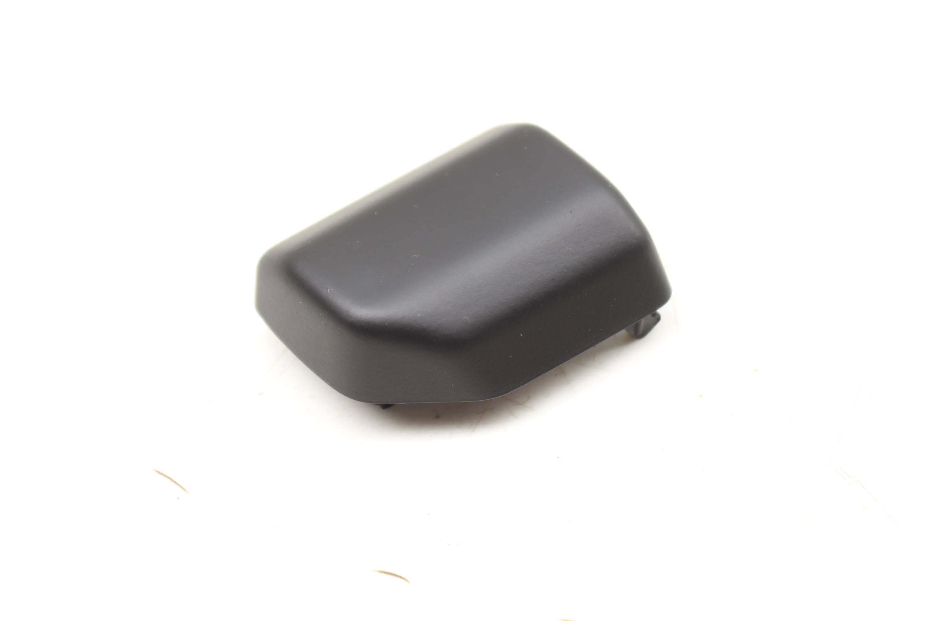 Door Panel Pull / Grab Handle Trim Cover 7P5867394A 95855539401