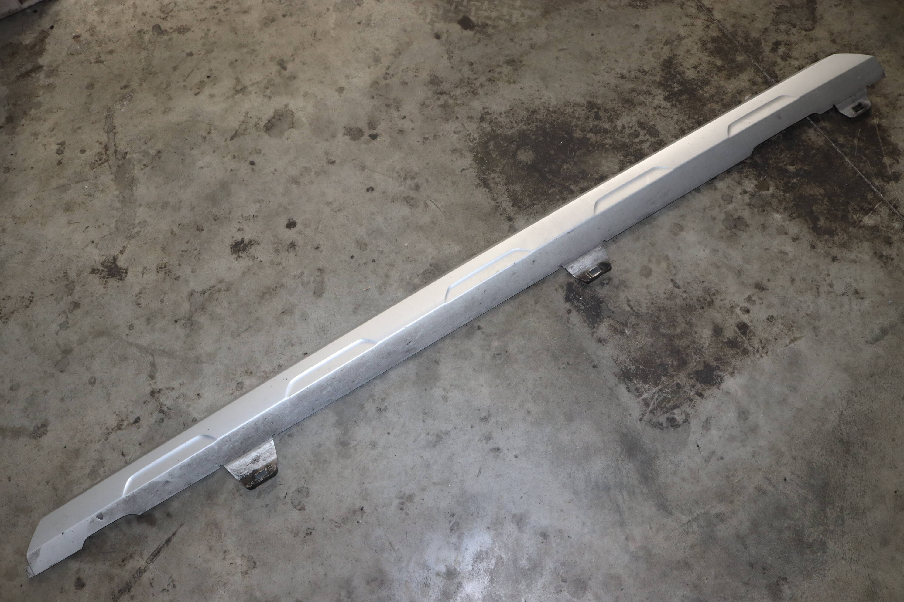 Side Skirt / Rocker Panel 5G9853859