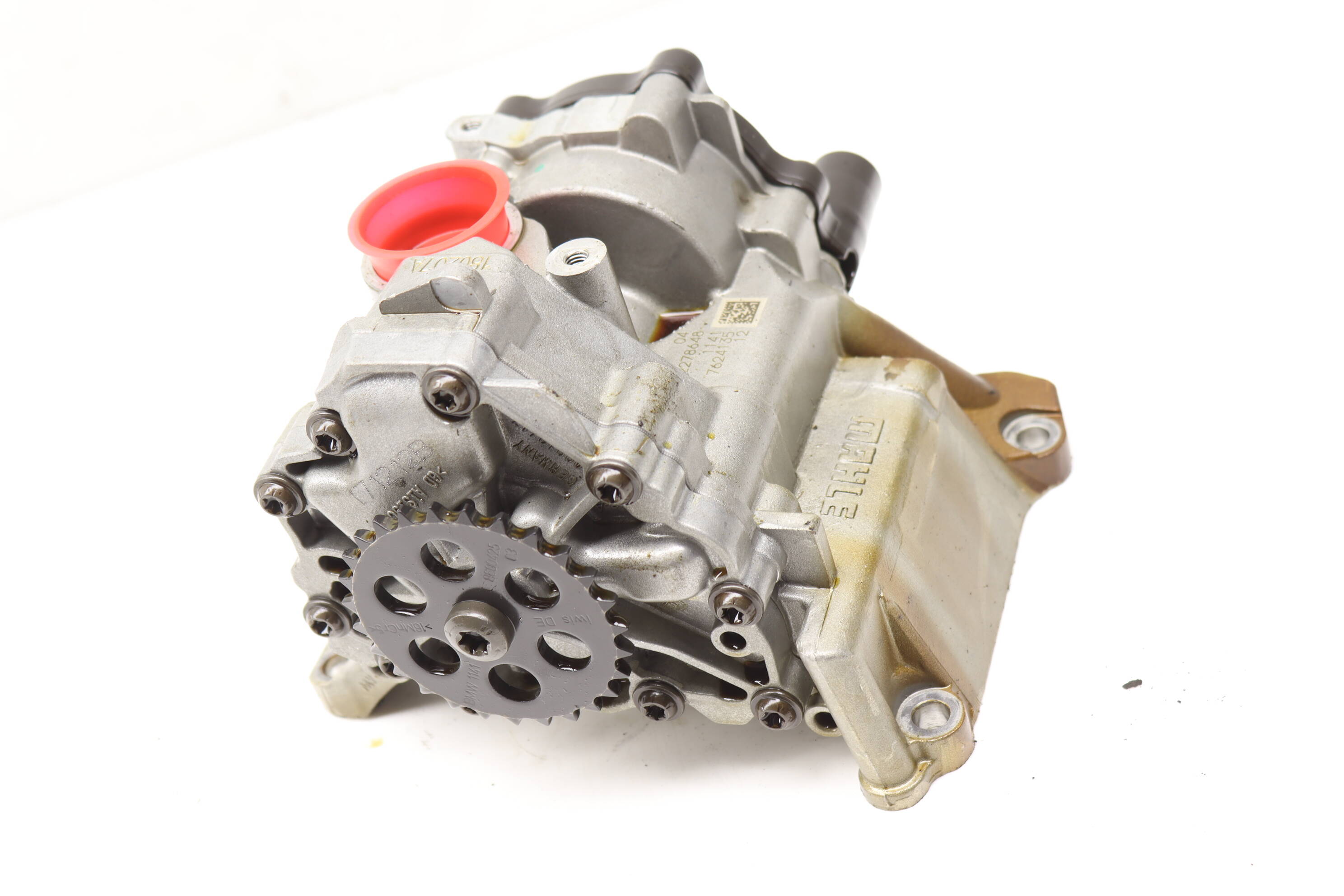 BMW Engine Oil Pump Assembly 11417624135