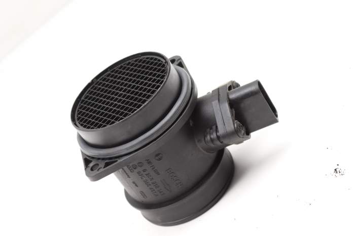 Mass Air Flow Sensor / Maf 07C906461A main product photo