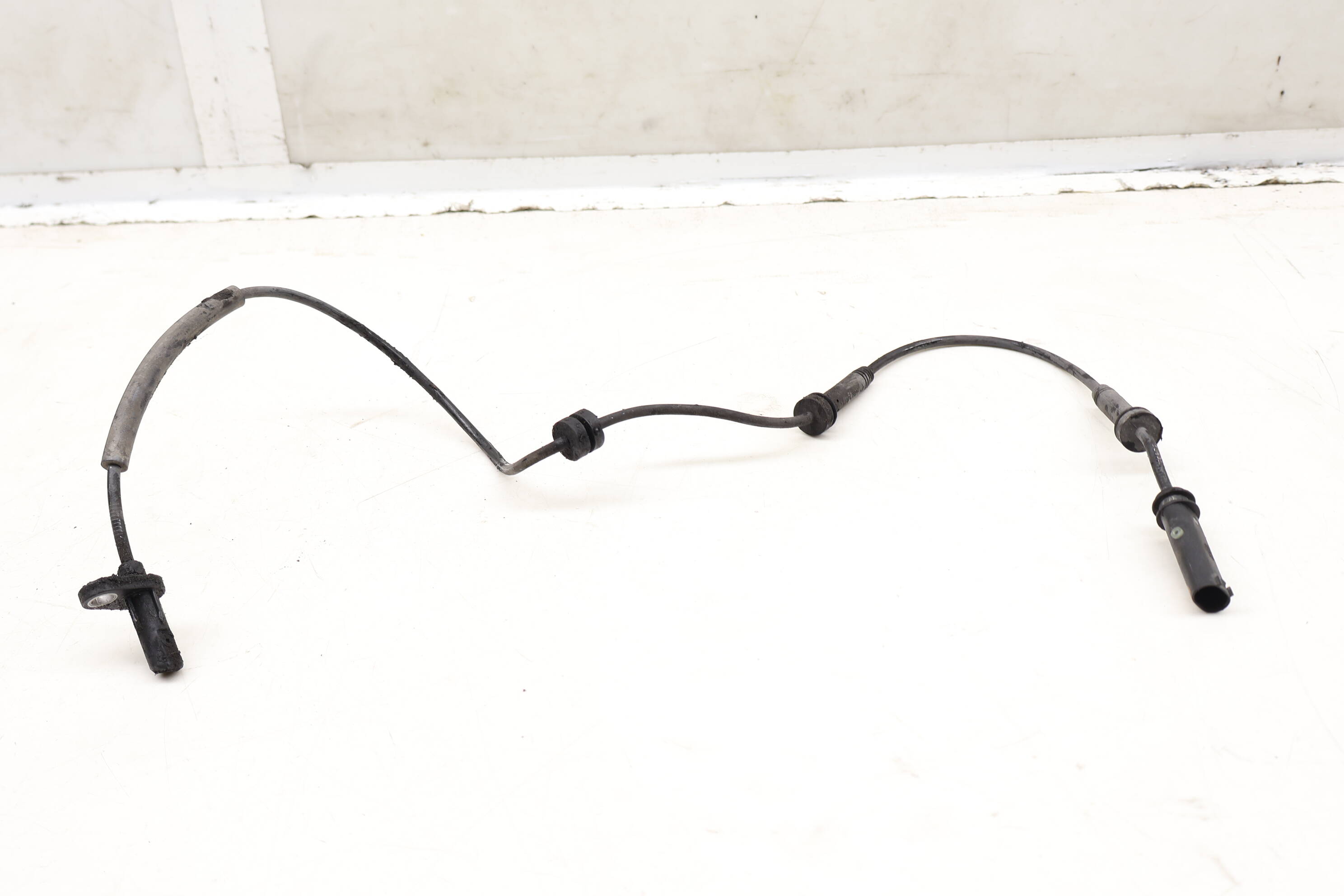 Abs / Speed Sensor 34526791748