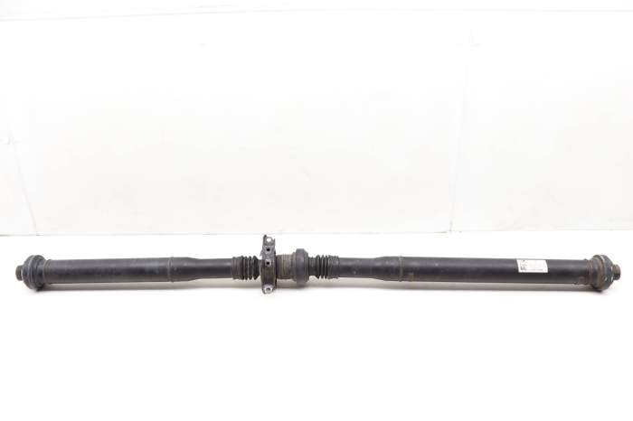 Driveshaft / Propeller Shaft 7P5521102F 95842101100 main product photo