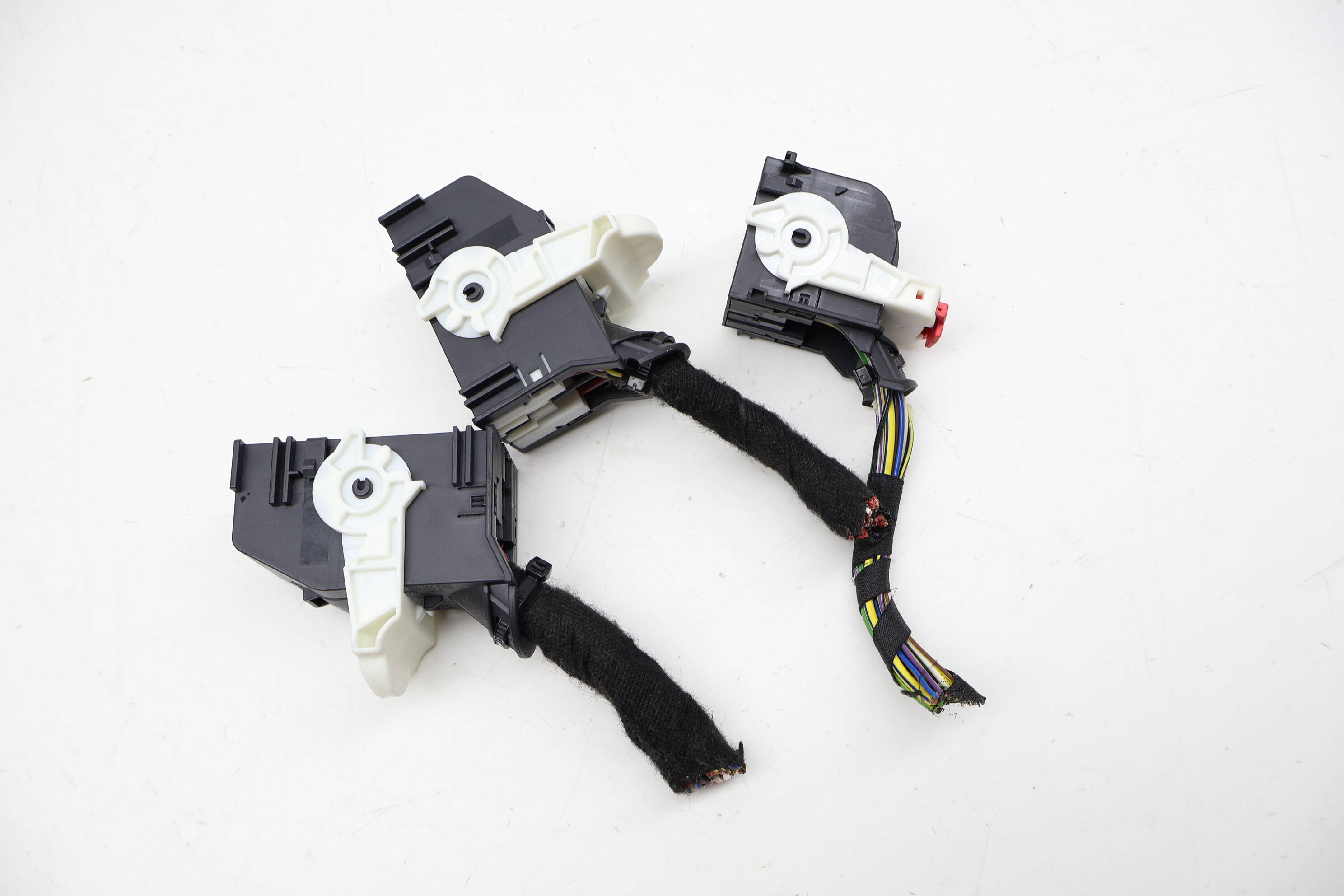 Onboard Supply Control Module Wiring Connector / Pigtail