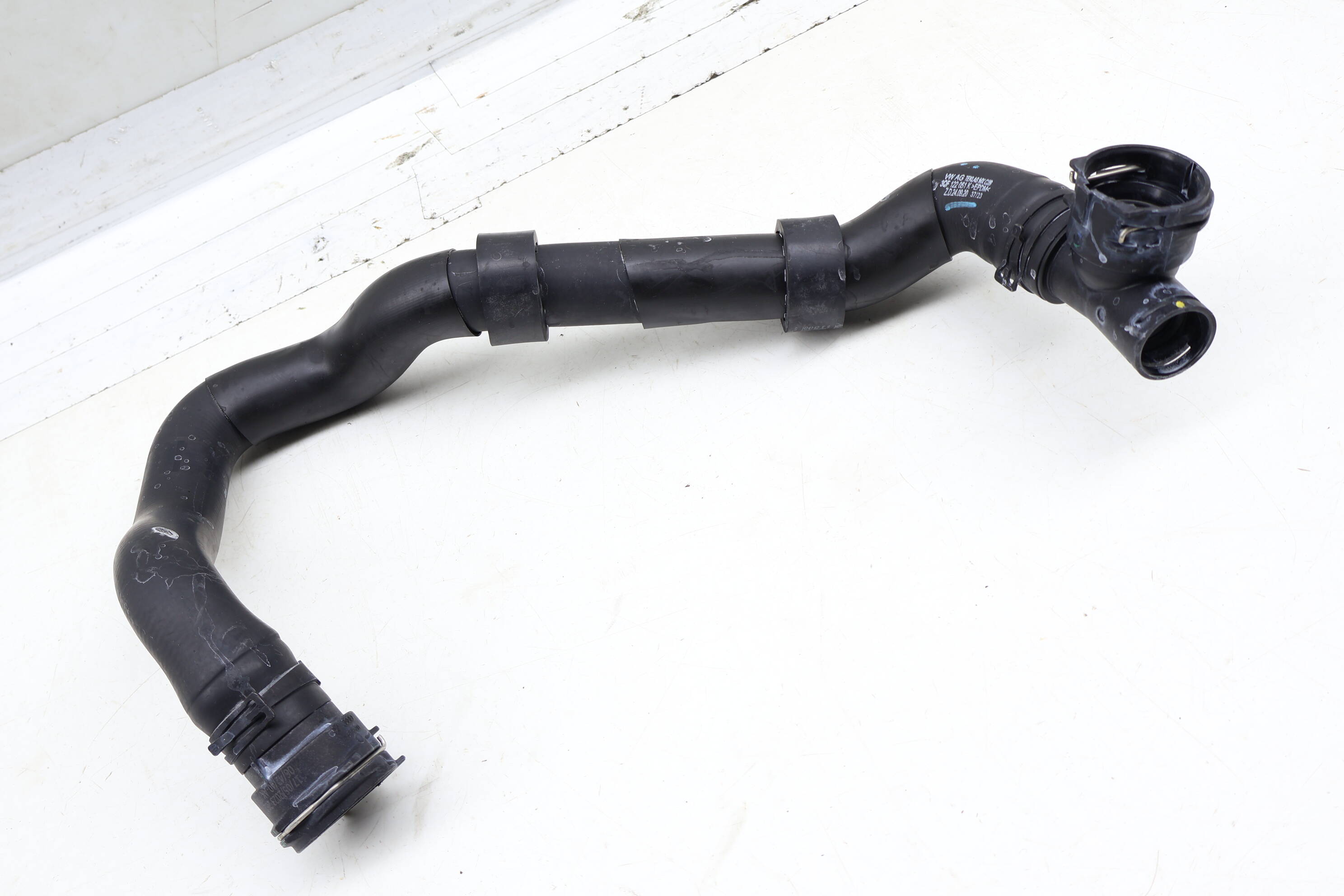 Radiator Coolant Hose / Line (Lower) 3QF122051K