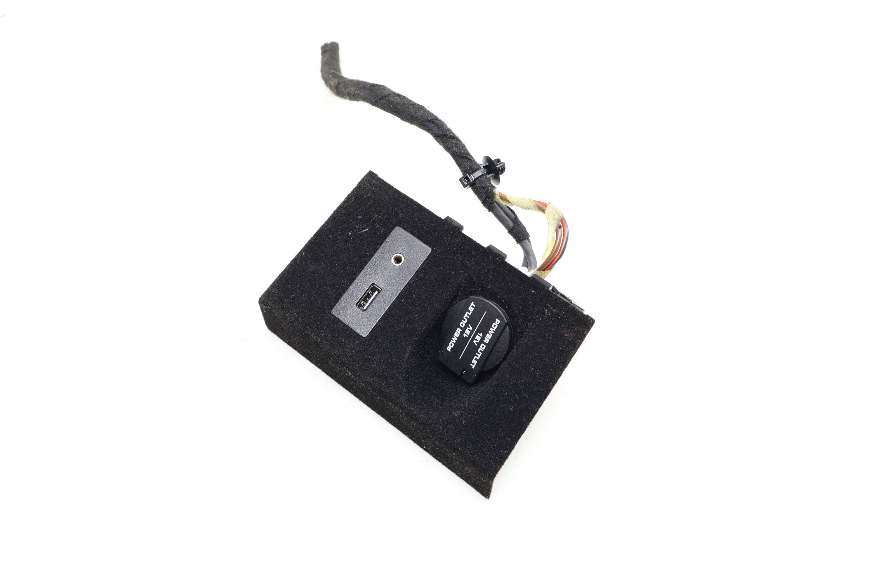 Usb / Power Outlet / Trim 97055334500