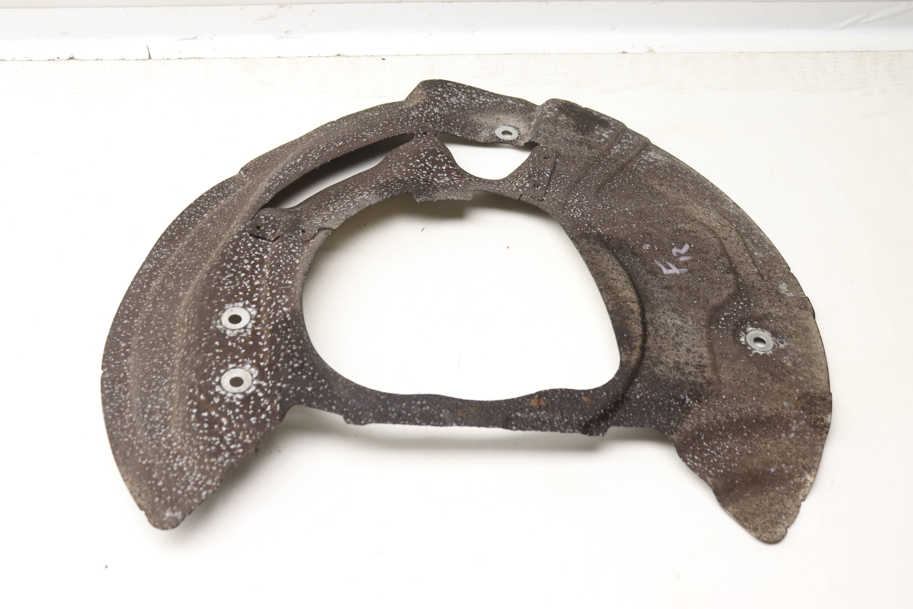 Brake&#x20;Dust&#x20;&#x2F;&#x20;Splash&#x20;Shield&#x20;34116857978