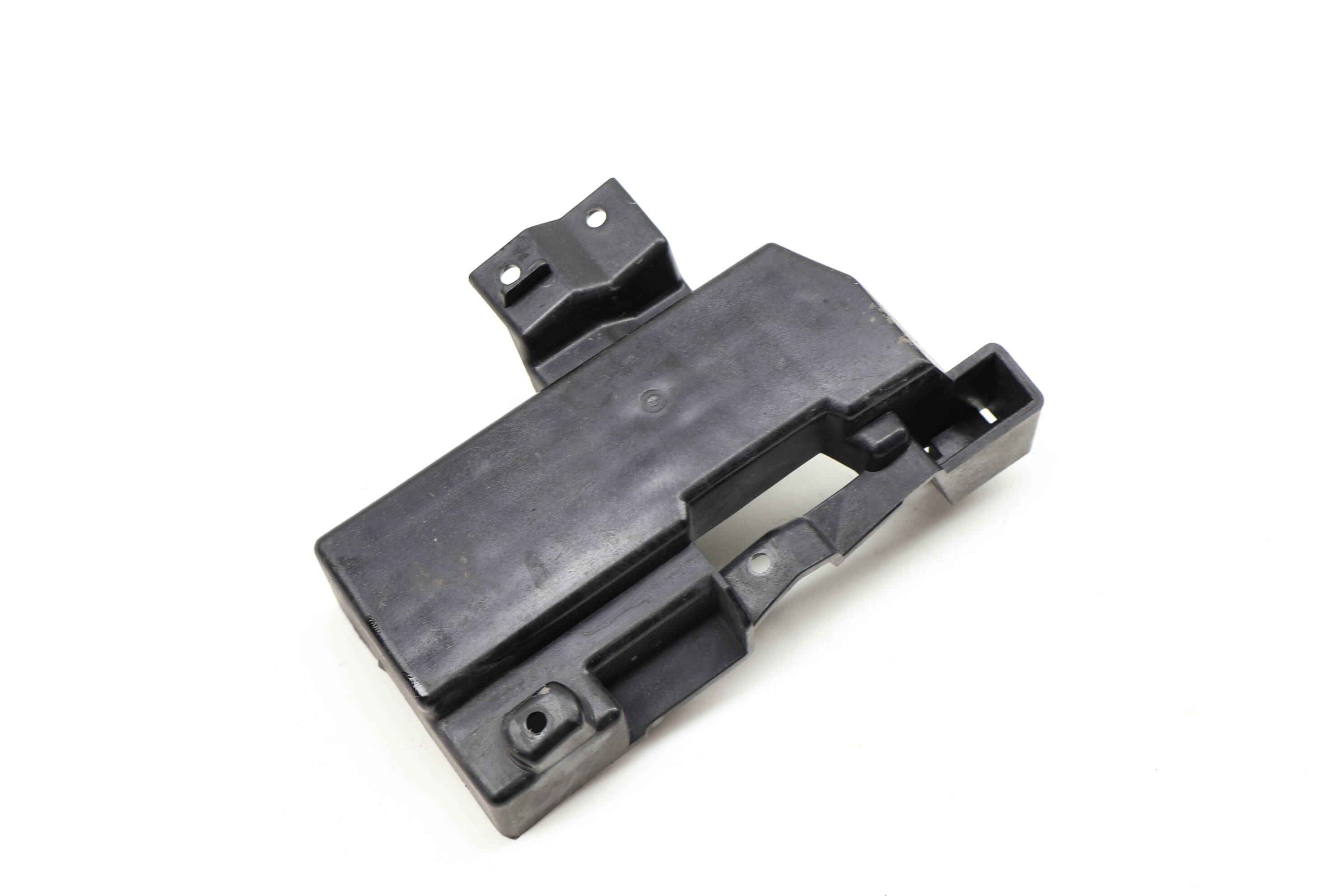 Bumper Mount / Bracket (Inner) 95B807276