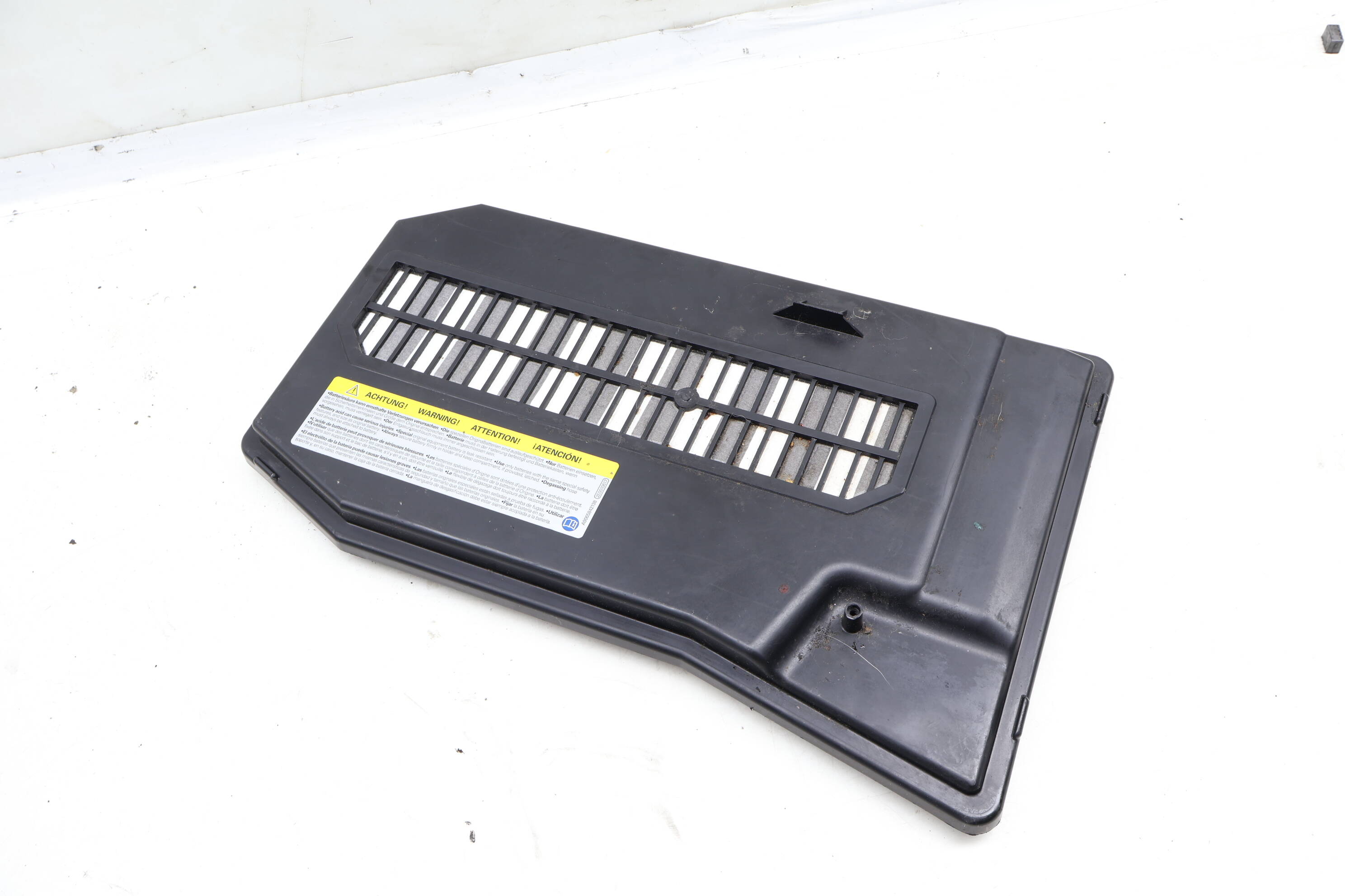Battery Cover 7L0864643B 95550415200