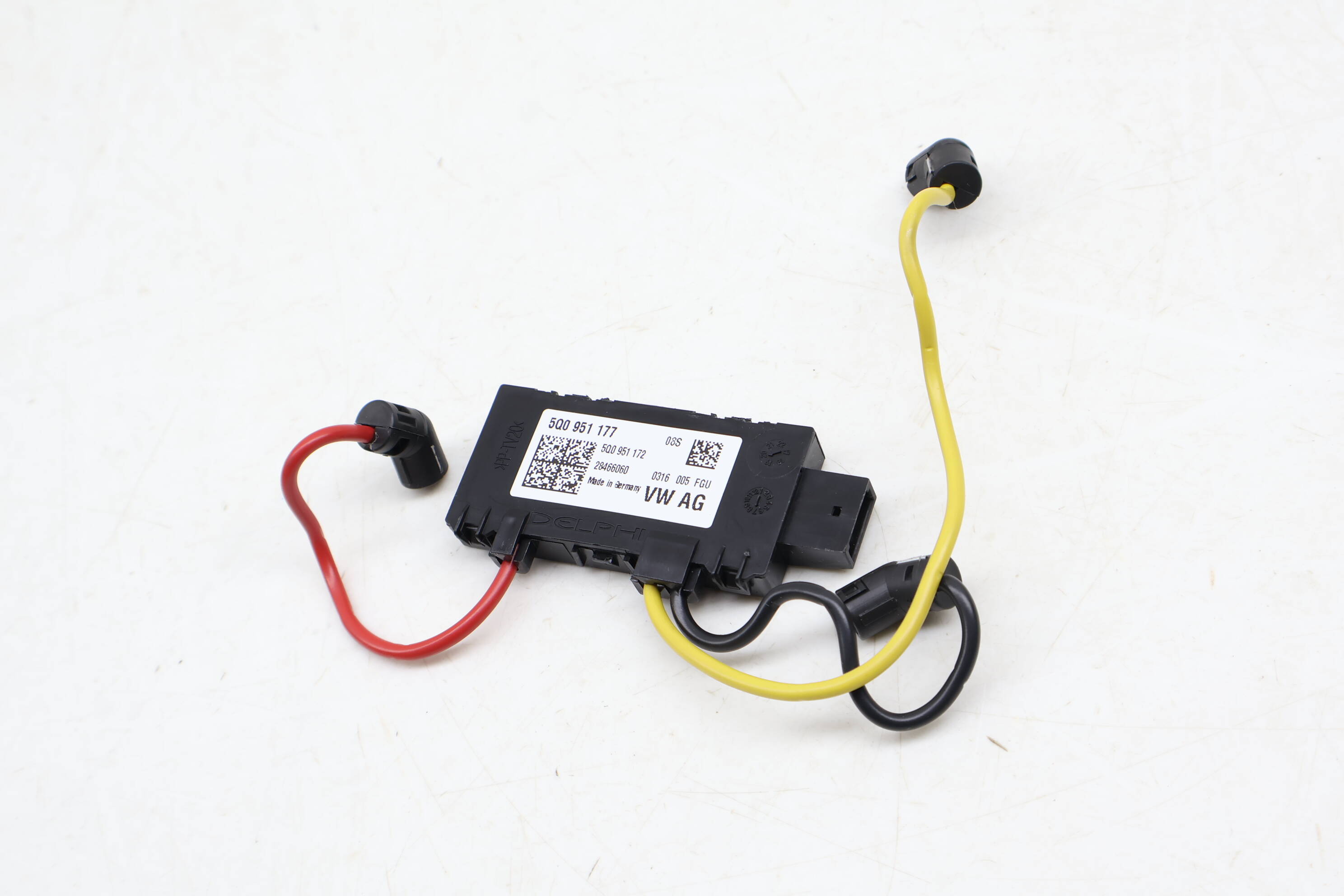 Motion Detector / Alarm Sensor 5Q0951177