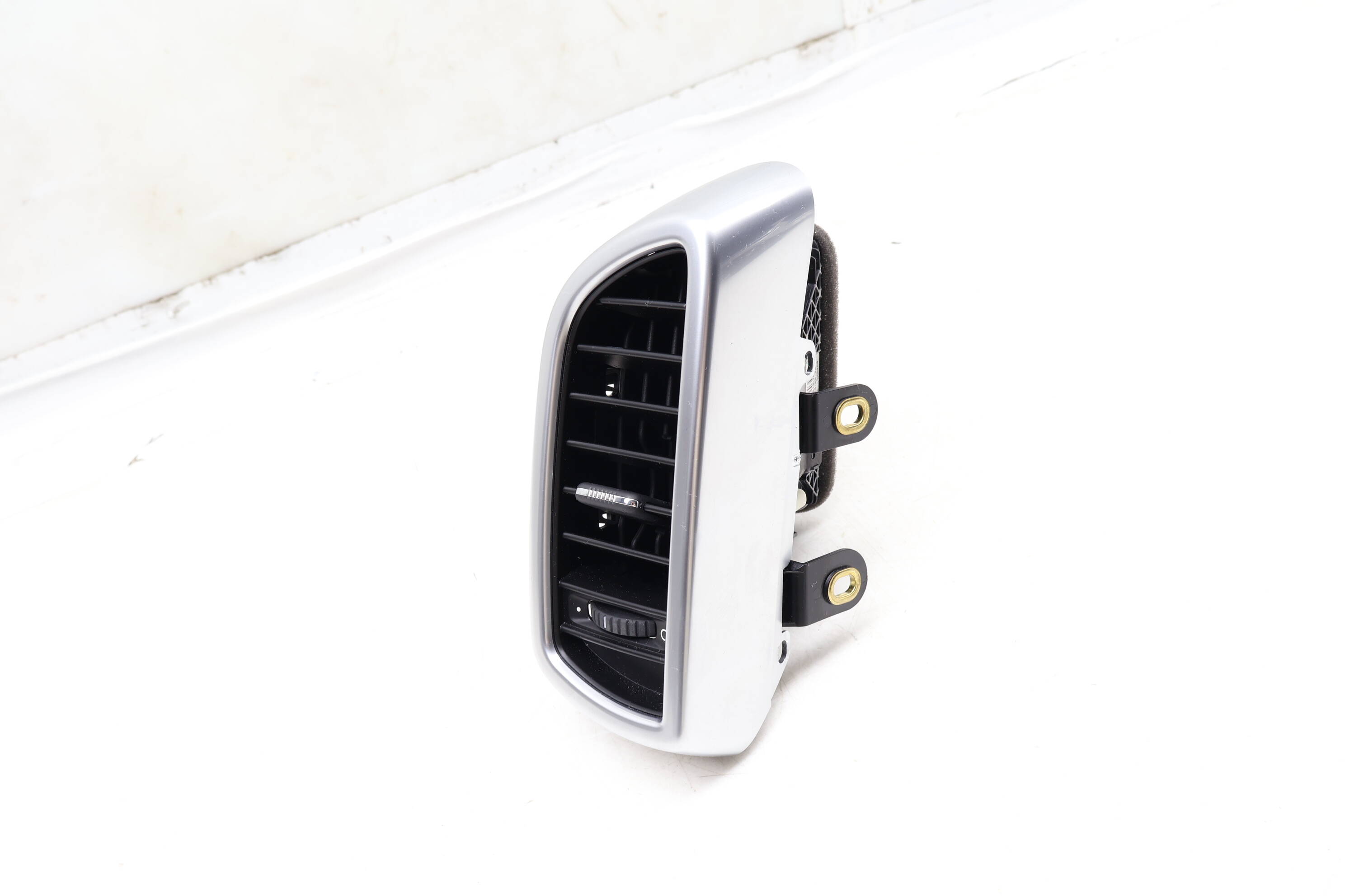 Dash Air Vent 7P5819704D