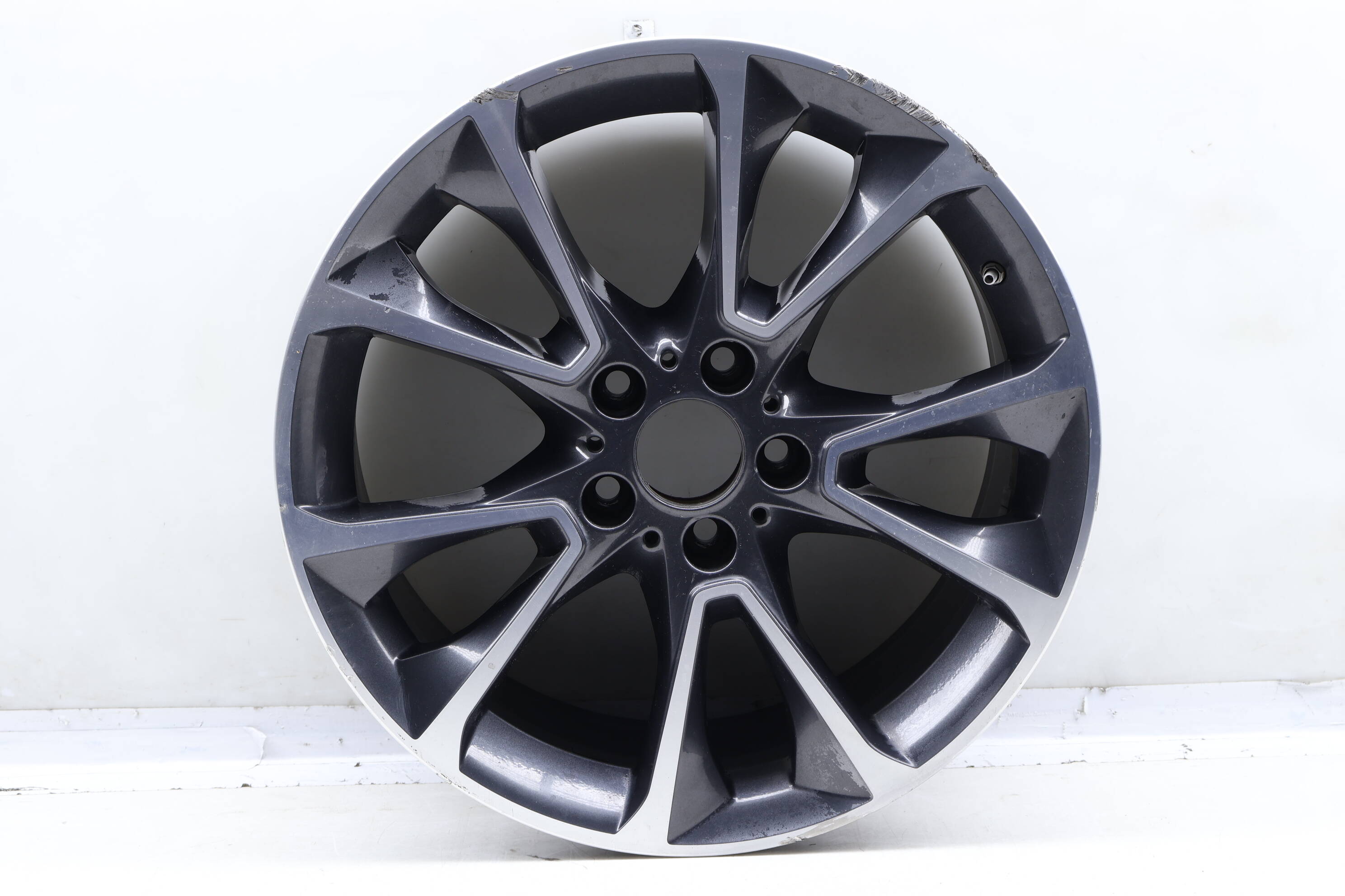 19" Inch Alloy Rim / Wheel (10-Spoke) 36116853955