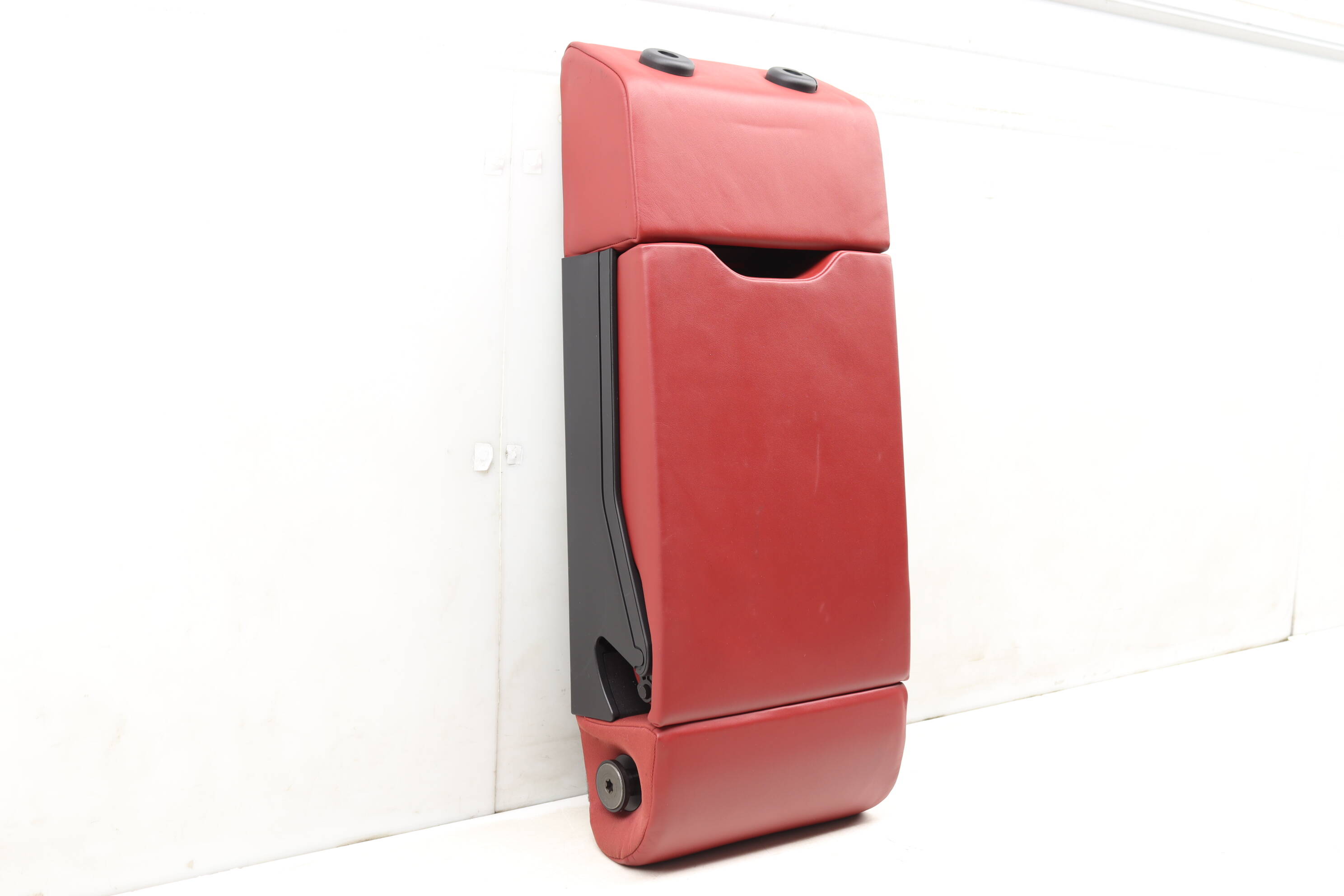 Seat Armrest / Cup Holder (Center) 95B885081A