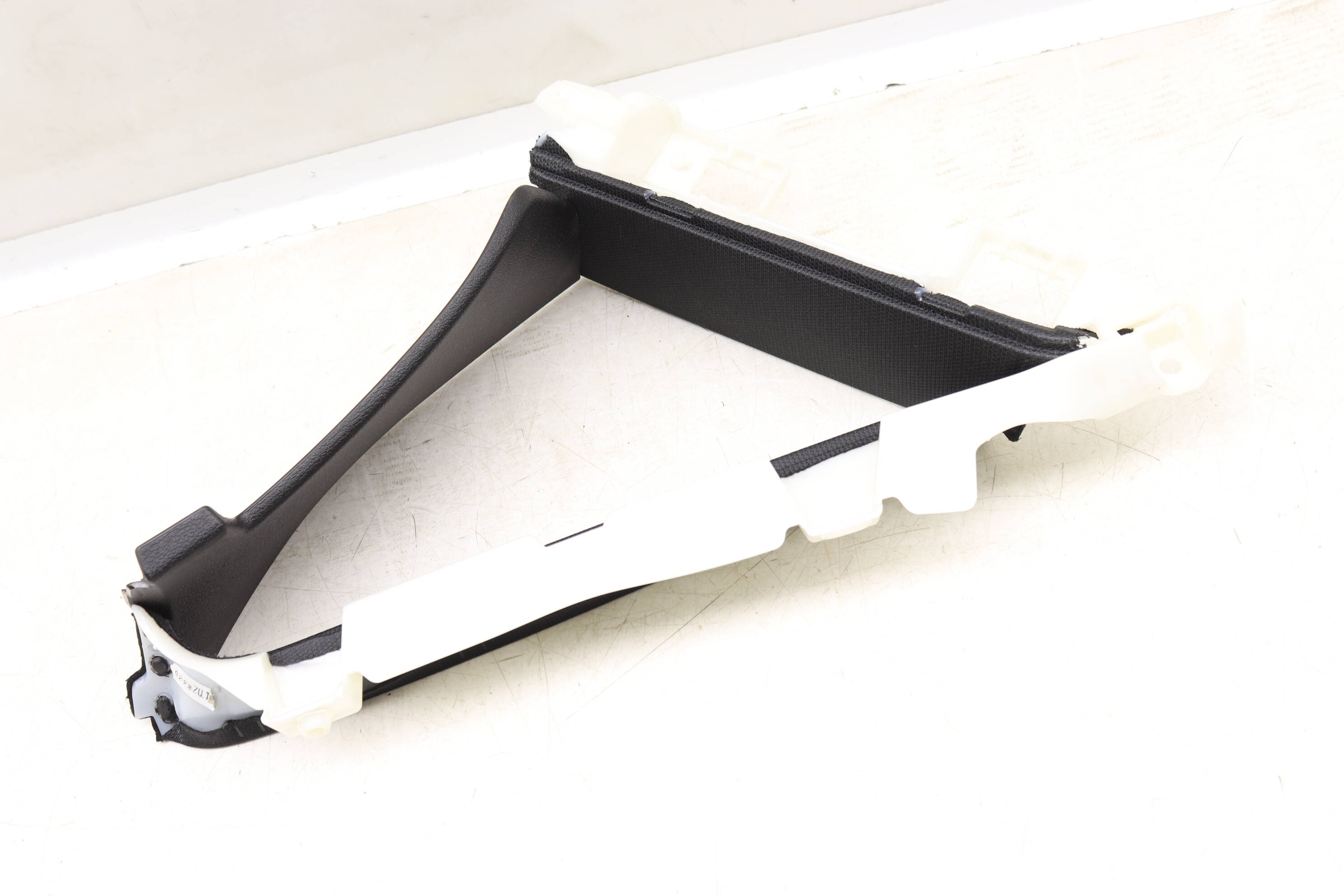 Upper C Pillar Trim / Panel 8W8867288A