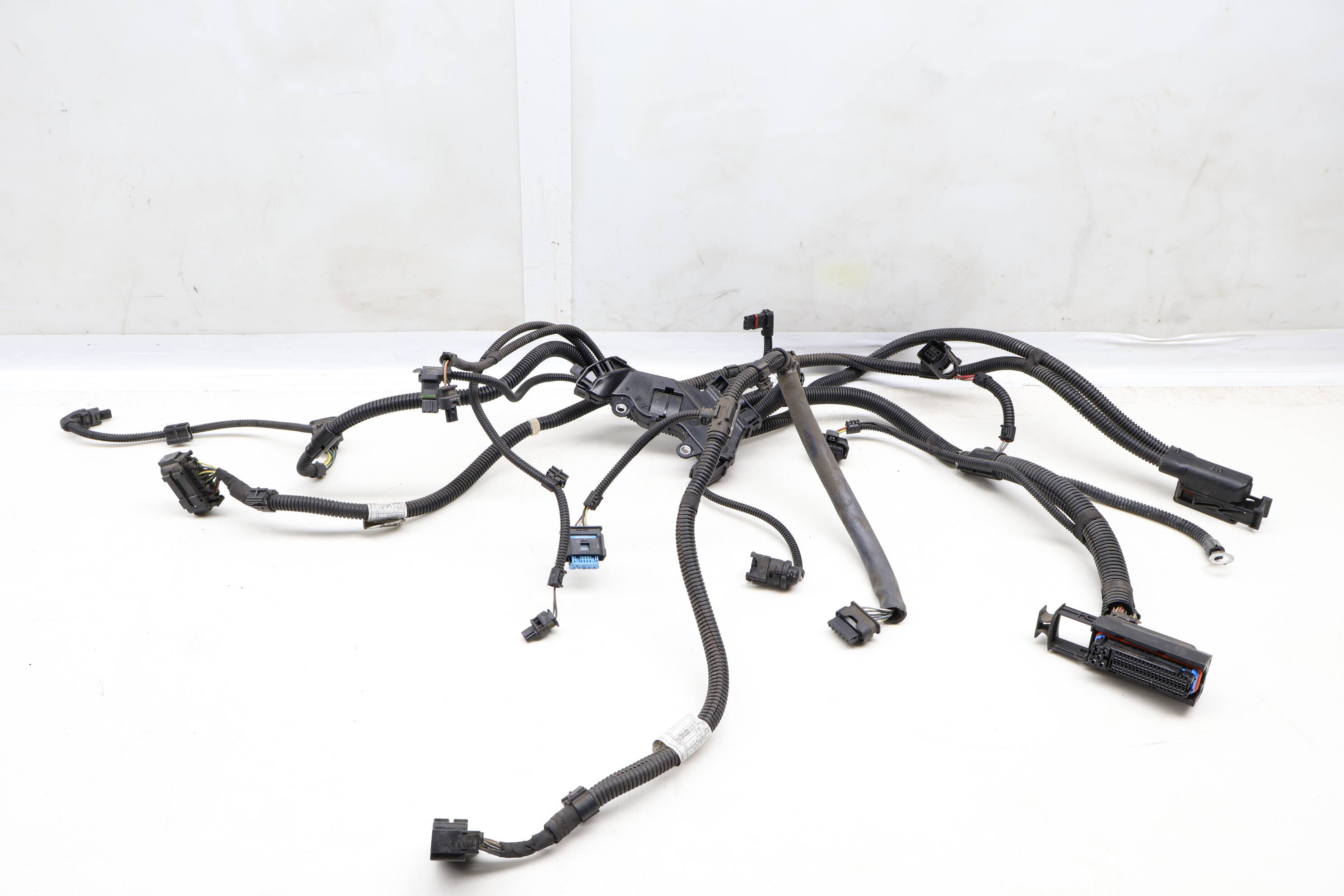 Engine / Reme Motor Wiring Harness 12517636973